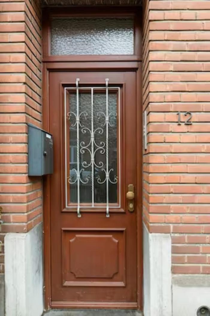 Beautiful, renovated fully self contained room