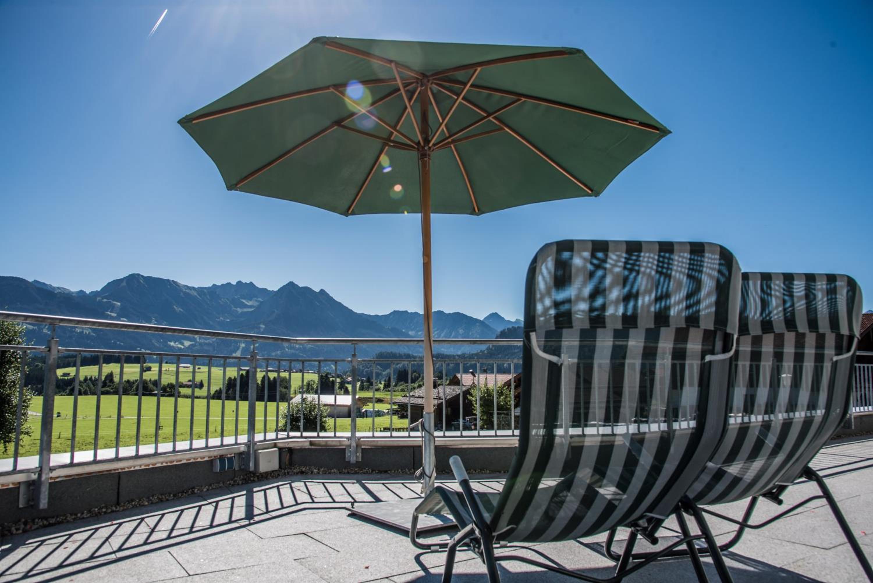 Alpenhaus Steiner - Top-Ferienwohnungen - Sommer-Bergbahn inklusive