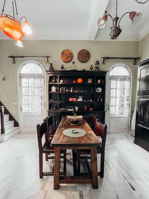Unique sunlit house overlooking the Acropolis photo 2