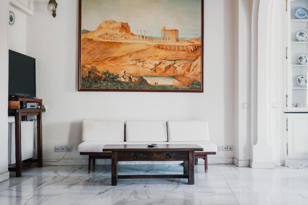 Unique sunlit house overlooking the Acropolis