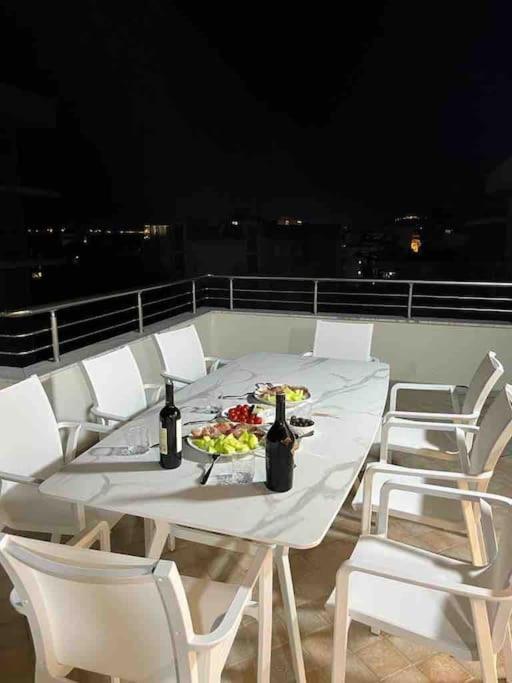 Lovely Rooftop Apartment