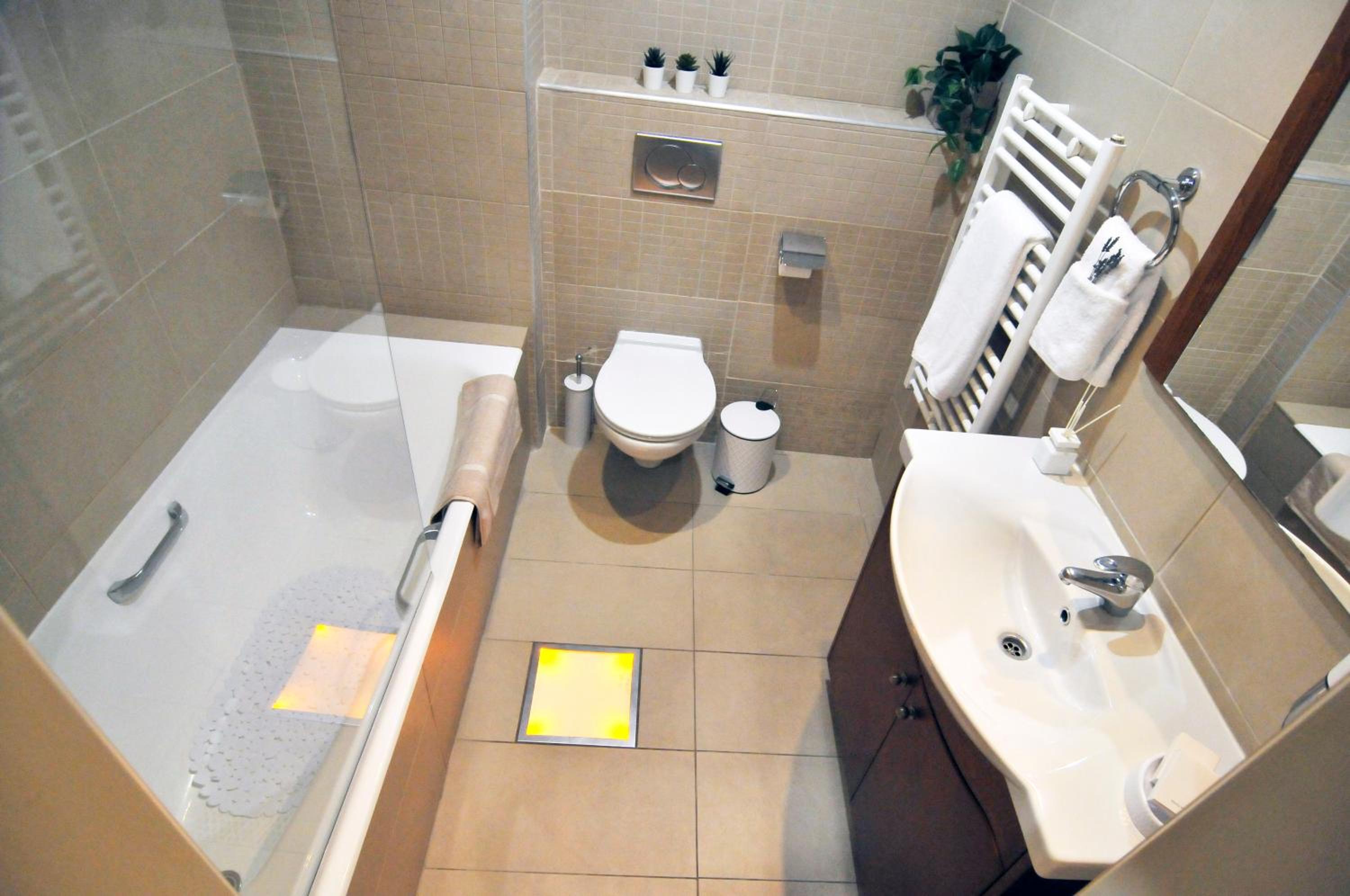 11 Suites - Sunrise Horizon Suite