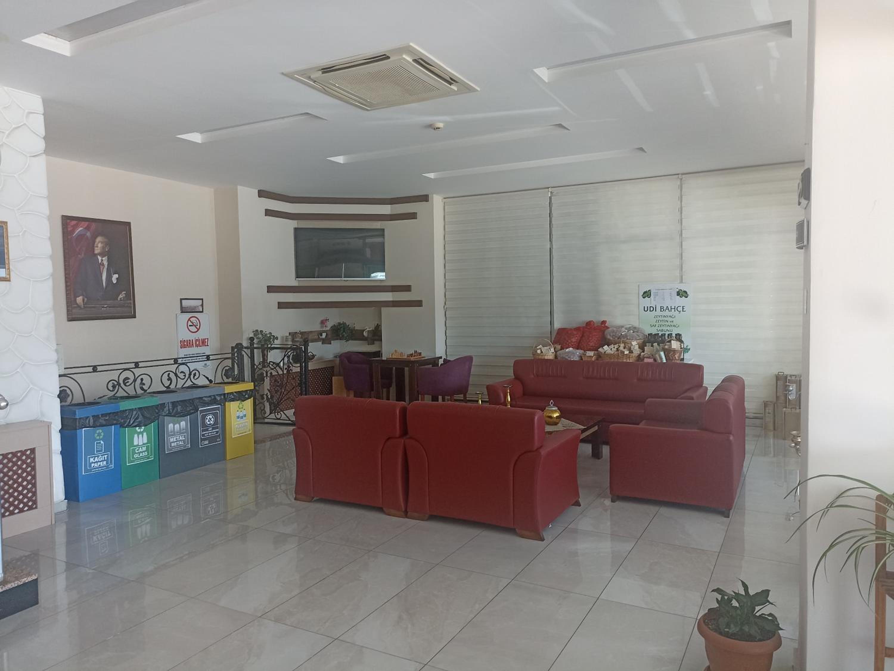 Udi Hotel