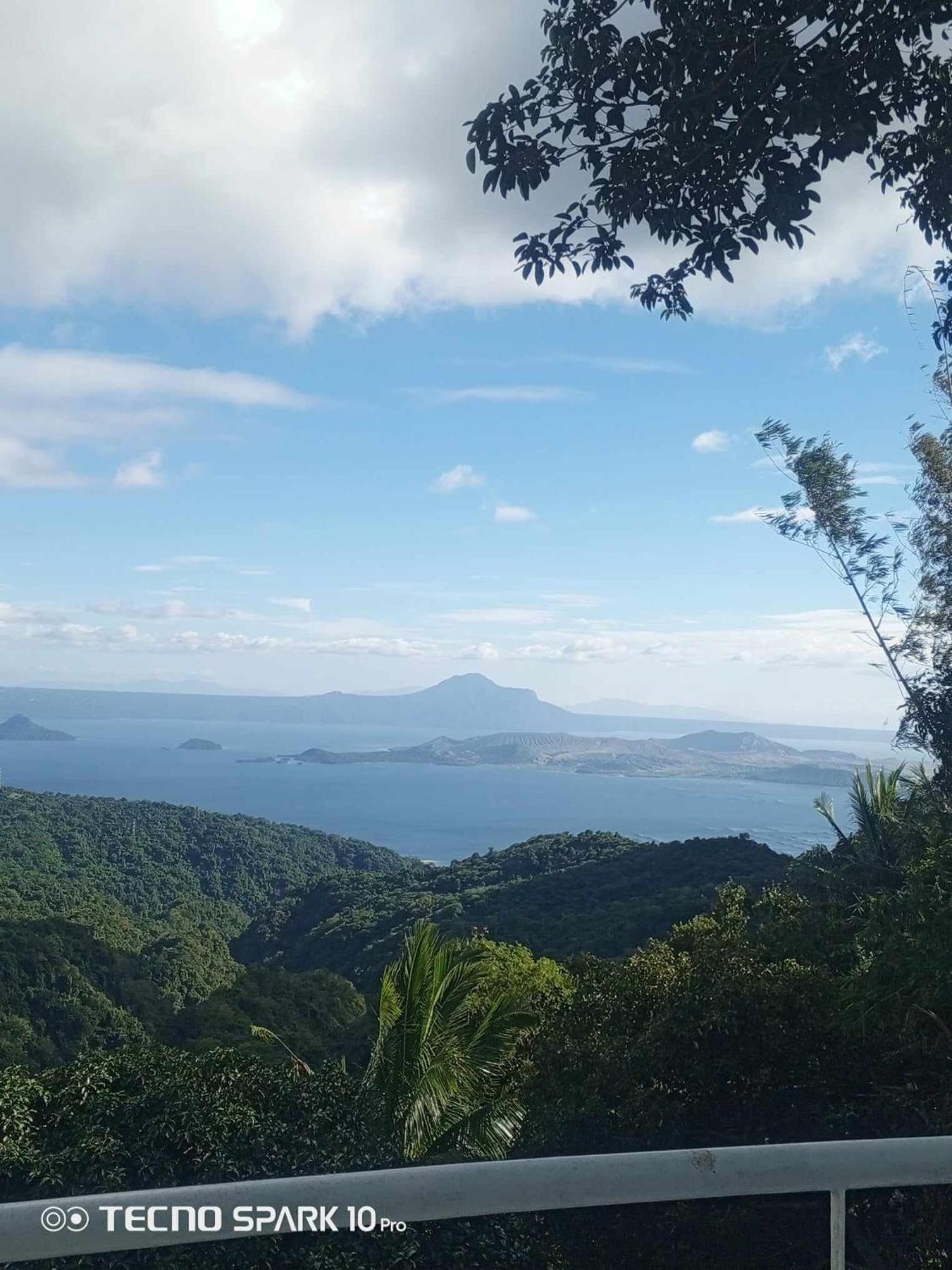 Dondi's Way - a private vacation home in the heart of Tagaytay City view 3
