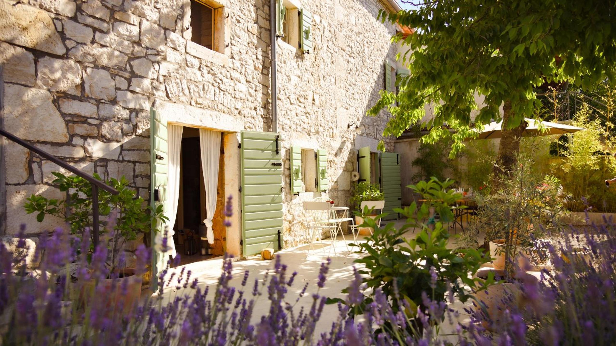 Villa Kalu in Central Istria for 6 people with private pool