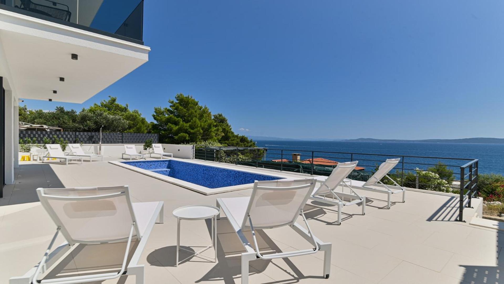 Villa Olive en Trogir — balance & terrace