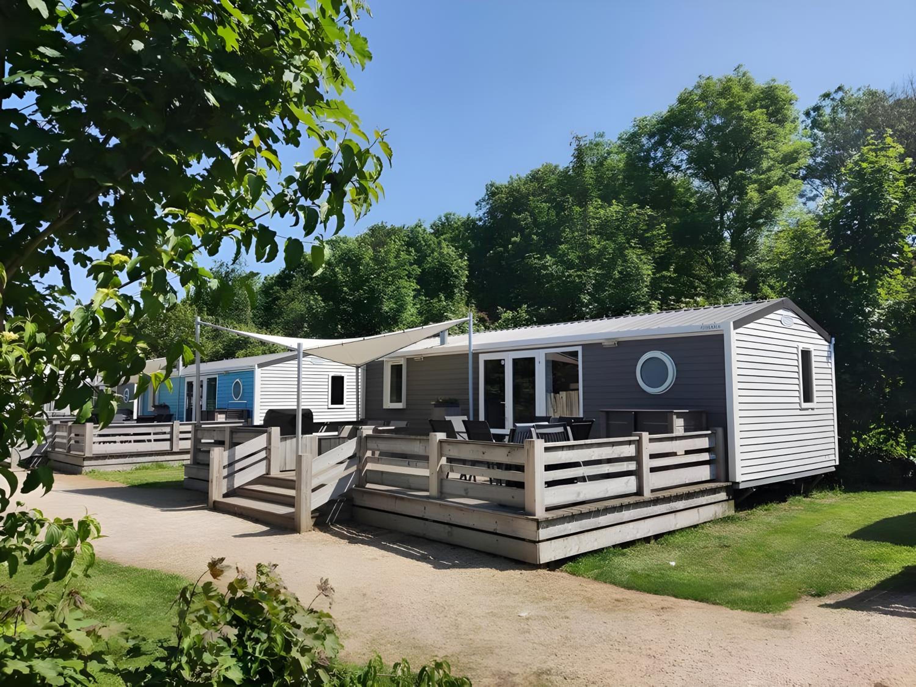 Cozy Tiny SolHouse 6 - Near Groningen - Location 5 Stars