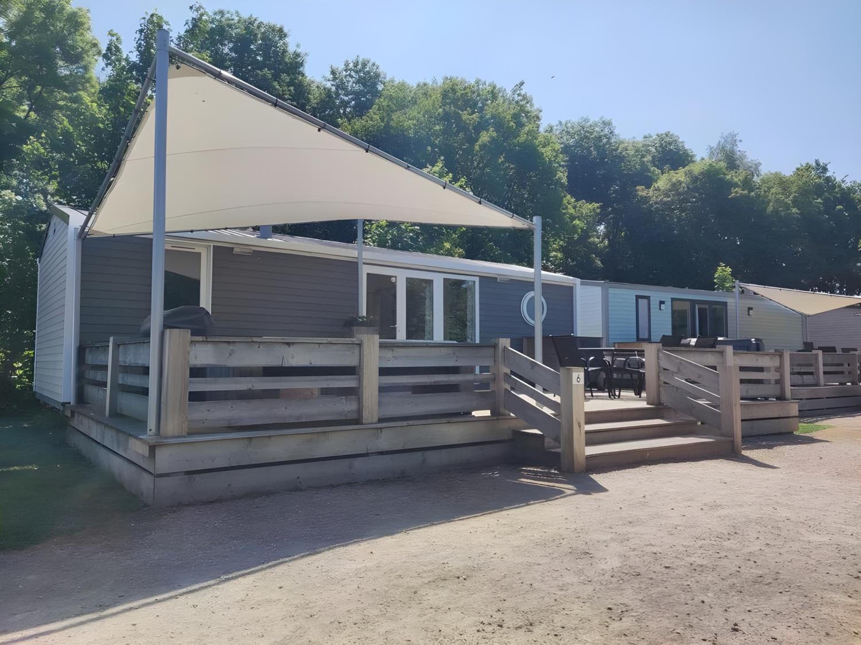Cozy Tiny SolHouse 6 - Near Groningen - Location 5 Stars