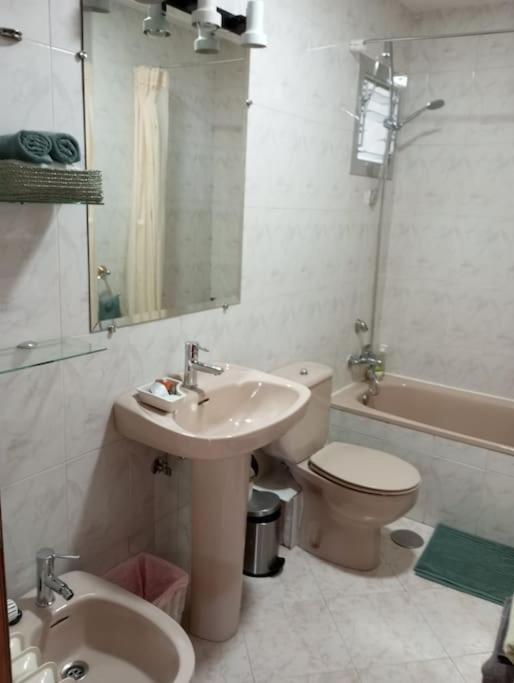 Luxury renovated apartment with terrace in Madrid