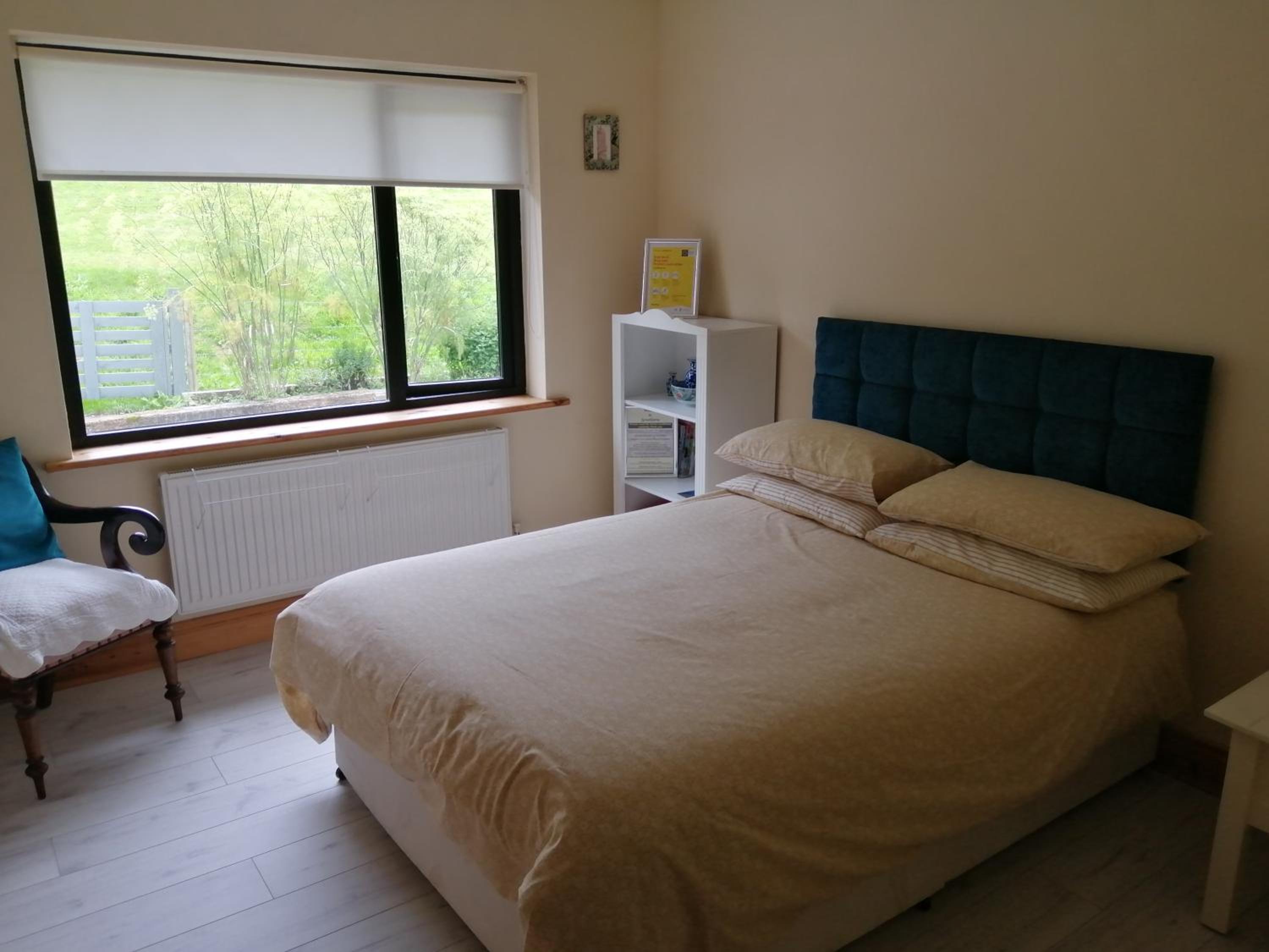 Great Lawn B&B -16km from town centre