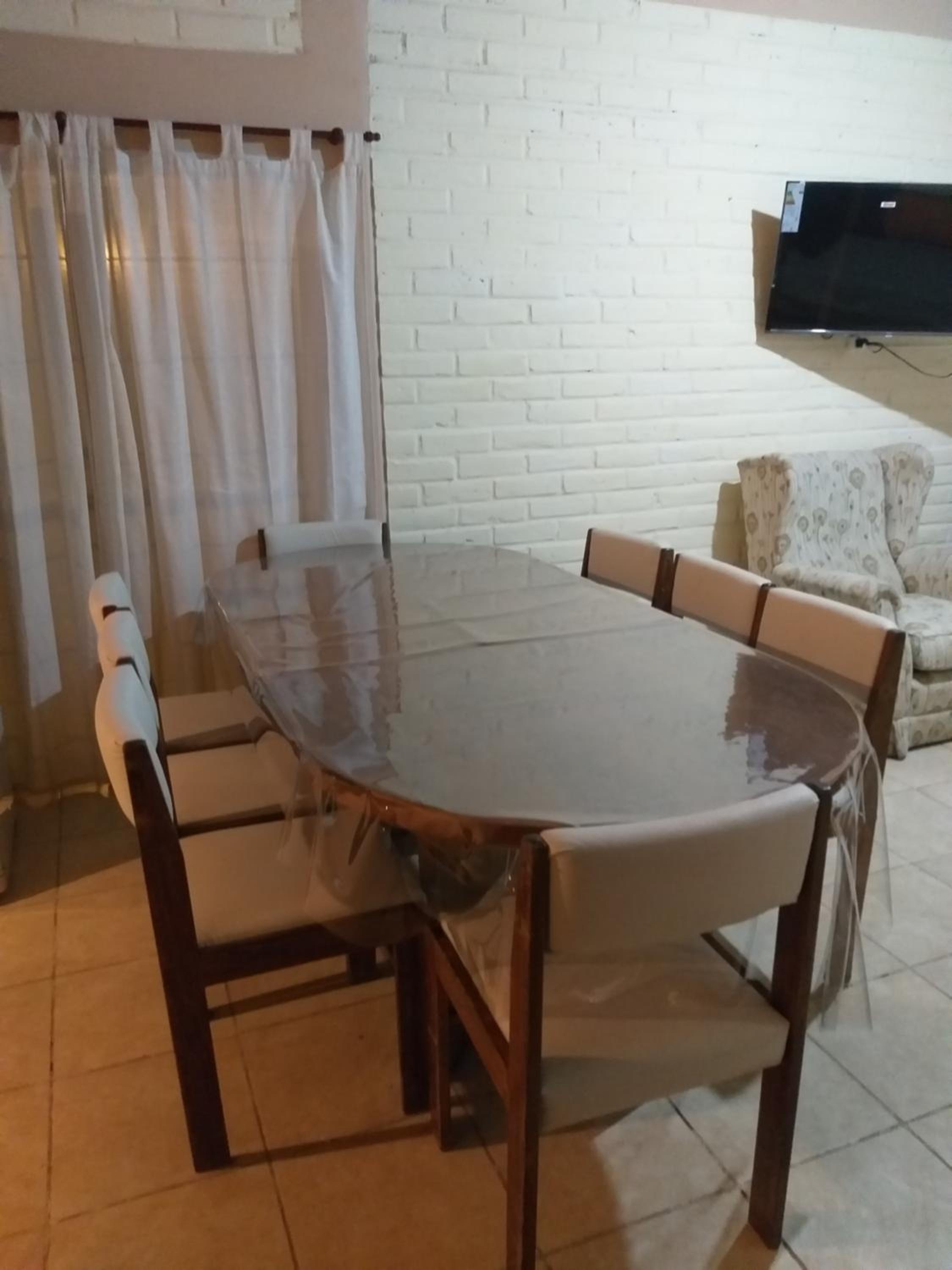 Casa con pileta Pedriel I