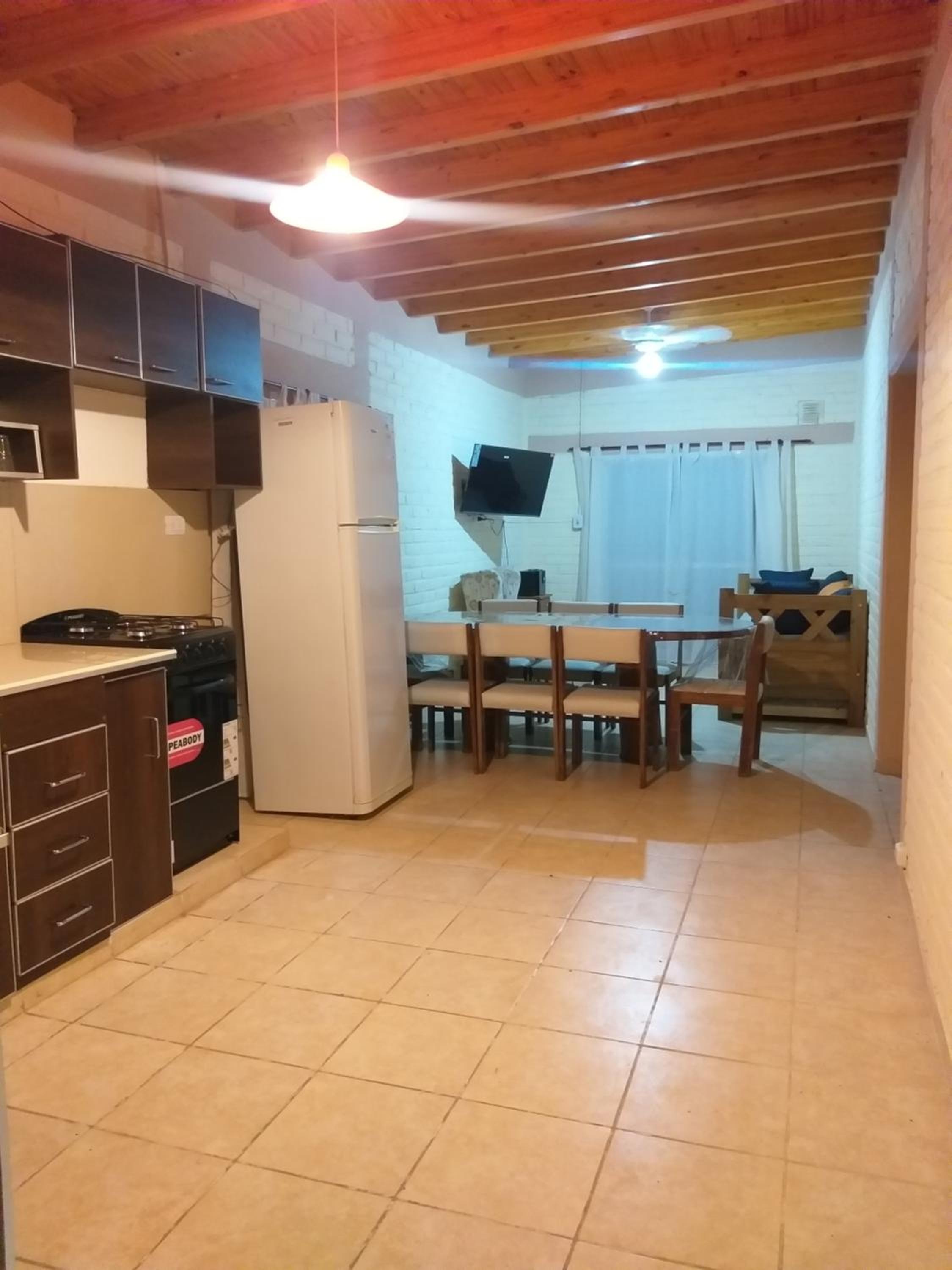 Casa con pileta Pedriel I