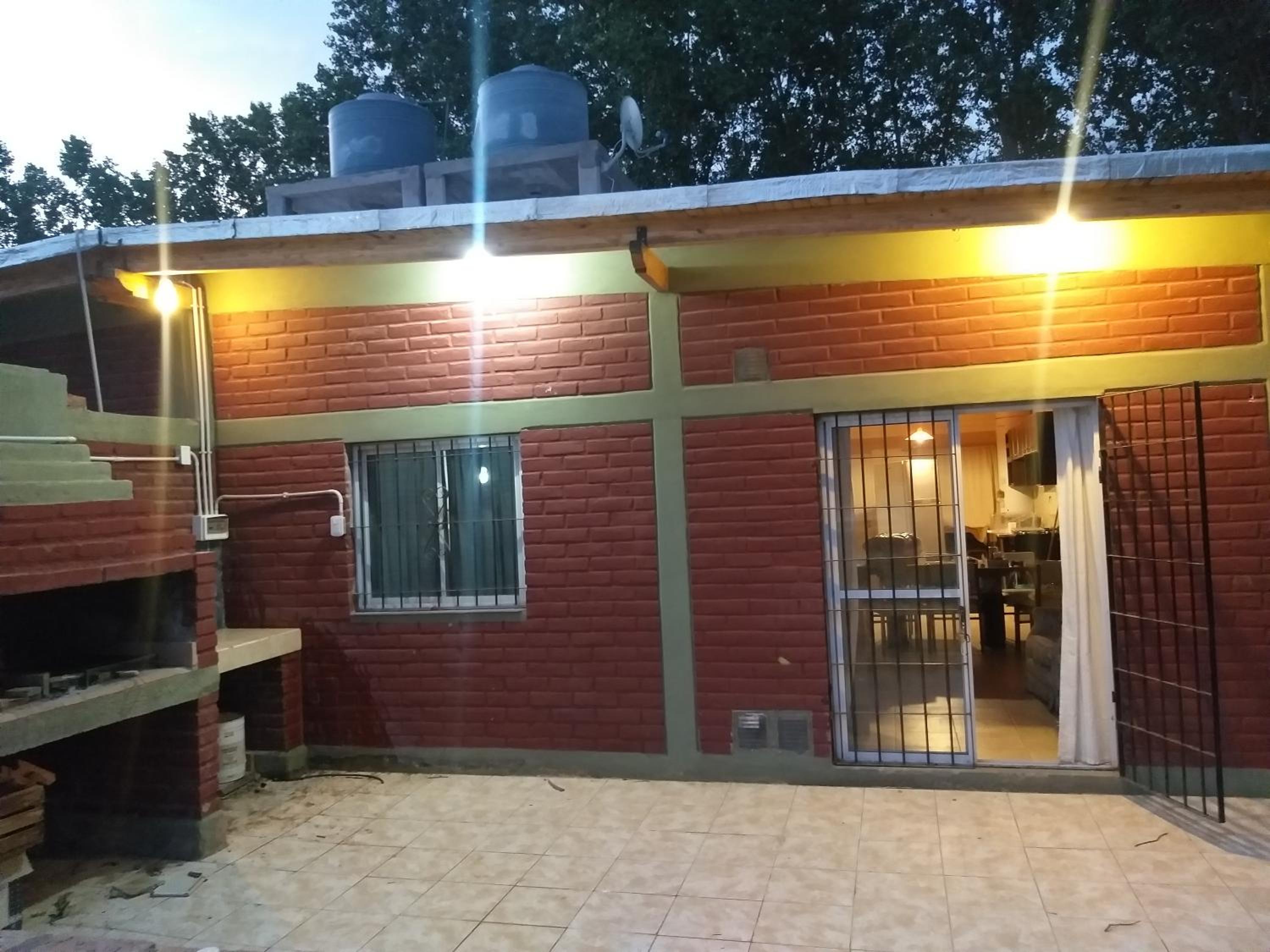 Casa con pileta Pedriel I