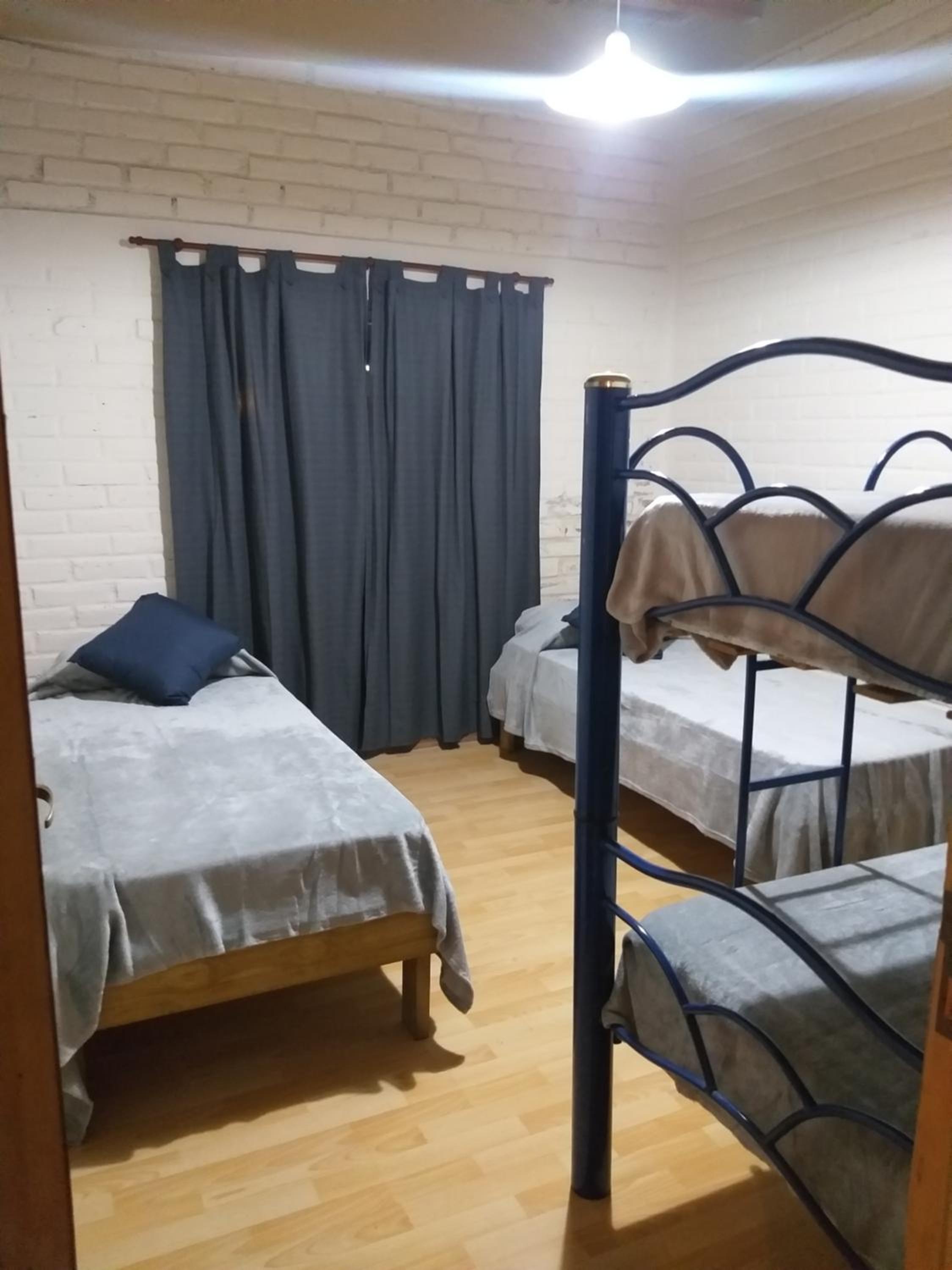 Casa con pileta Pedriel I