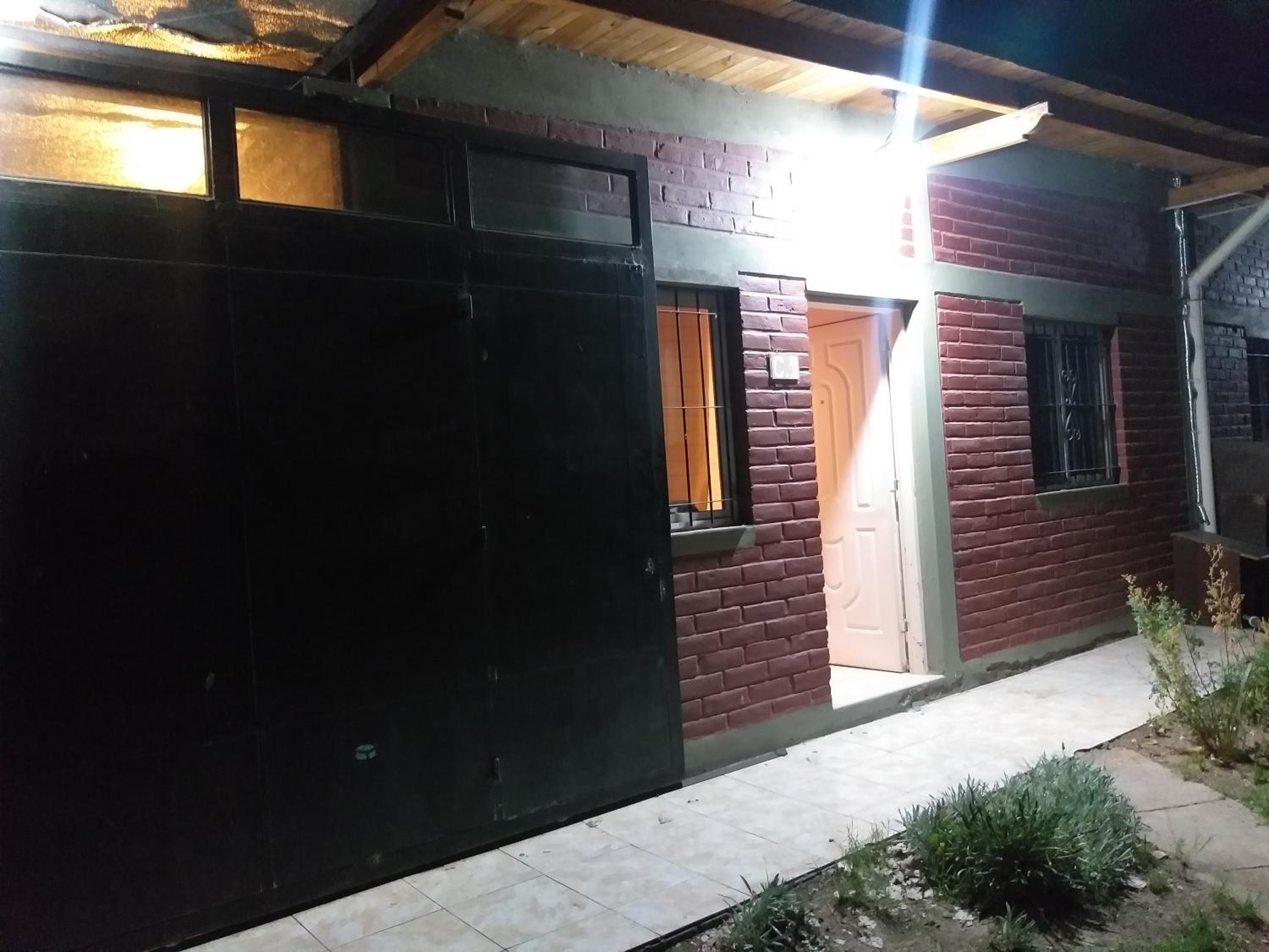 Casa con pileta Pedriel I