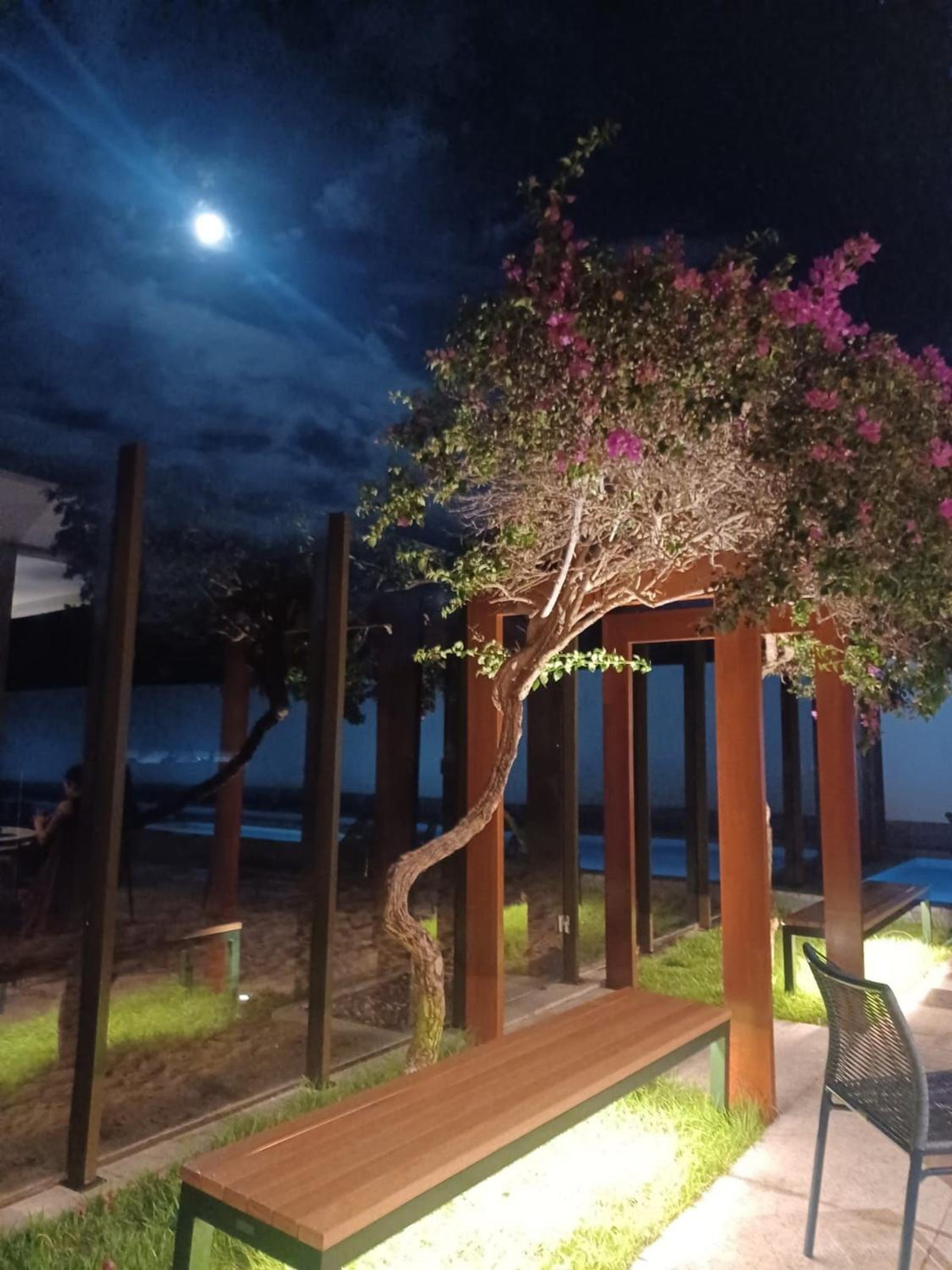 2 Suítes+ar cond+SPA Jacuzzi+Churrasqueira (Em 6X)