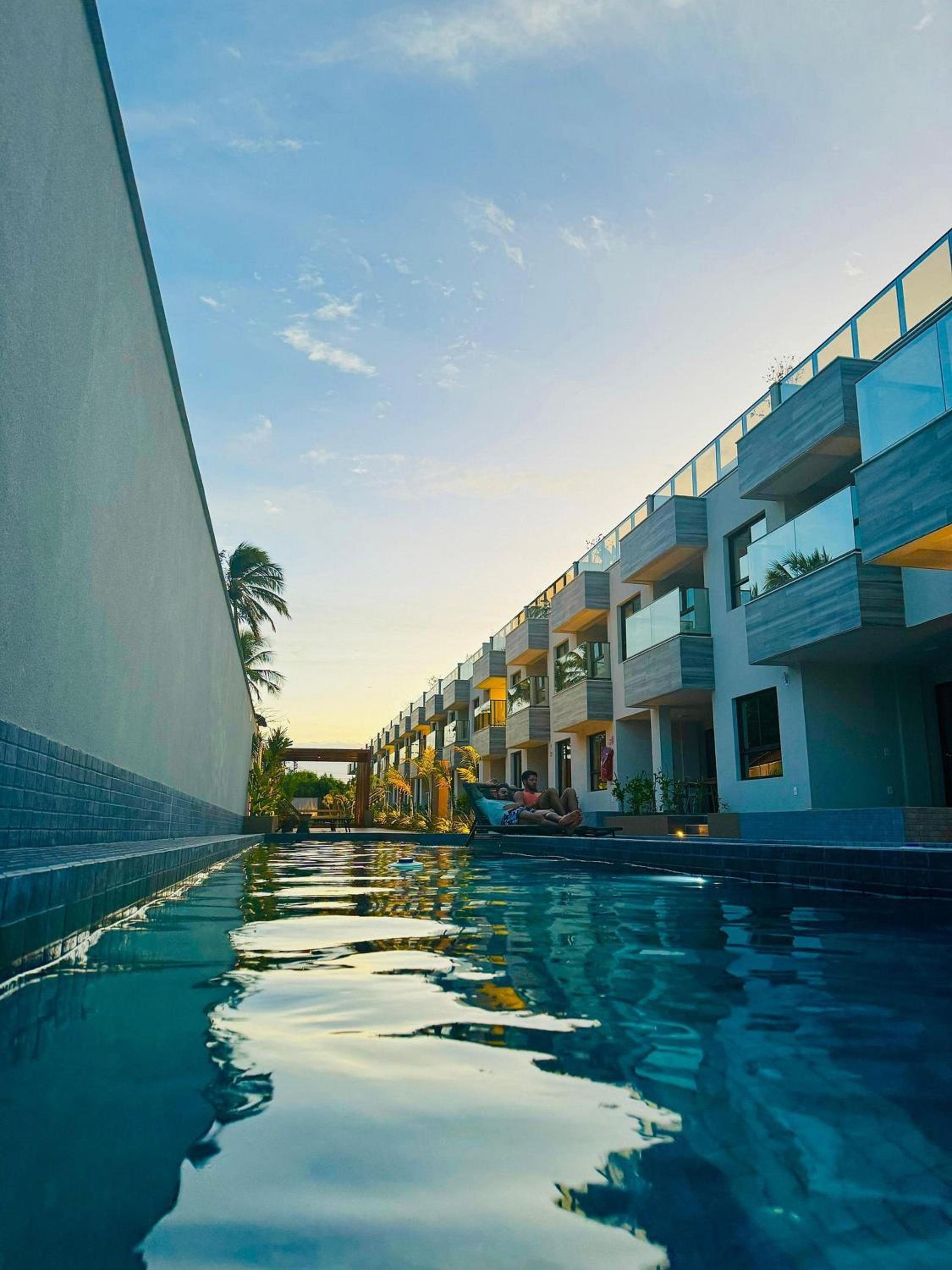 2 Suítes+ar cond+SPA Jacuzzi+Churrasqueira (Em 6X)