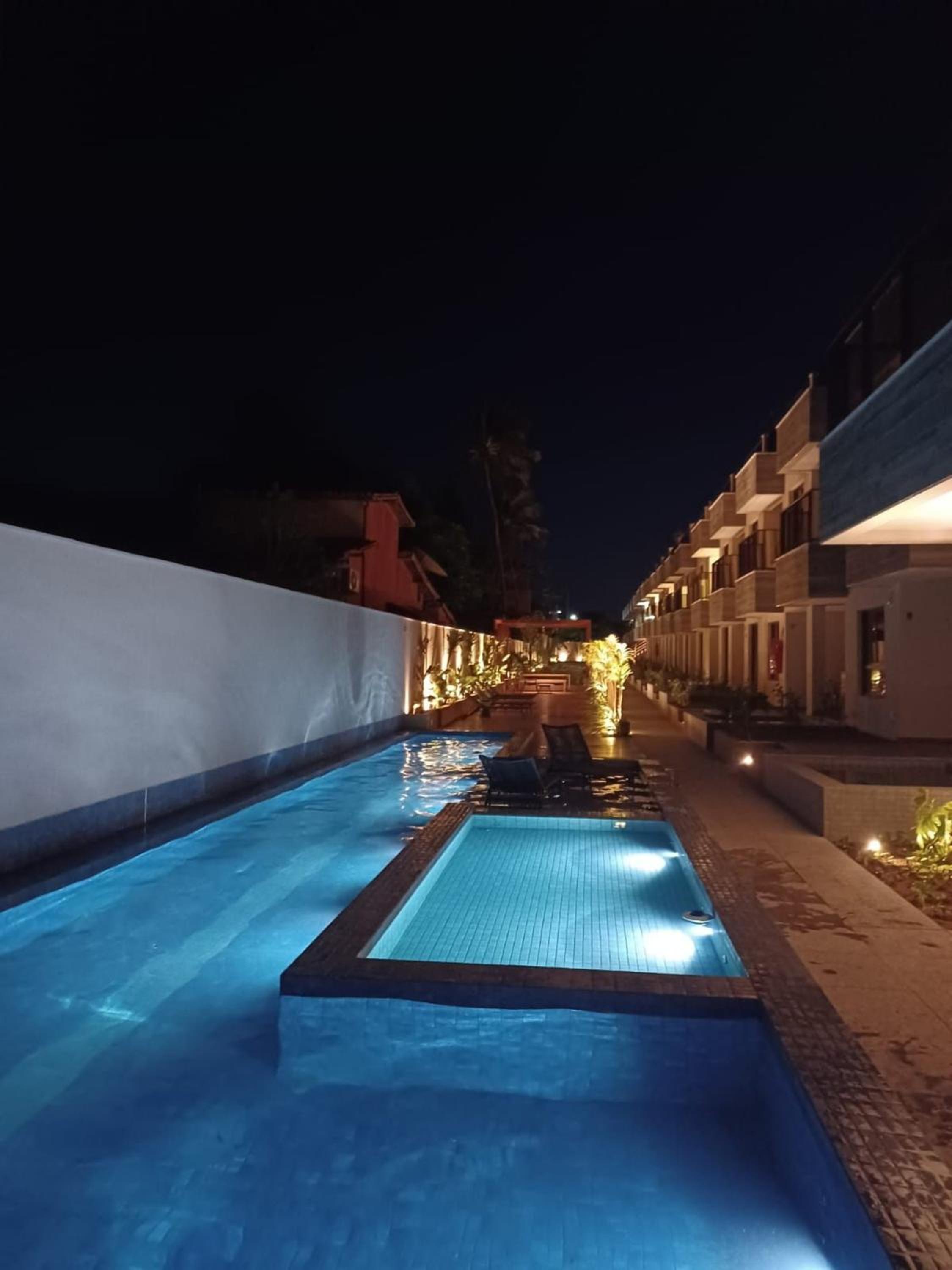 2 Suítes+ar cond+SPA Jacuzzi+Churrasqueira (Em 6X)