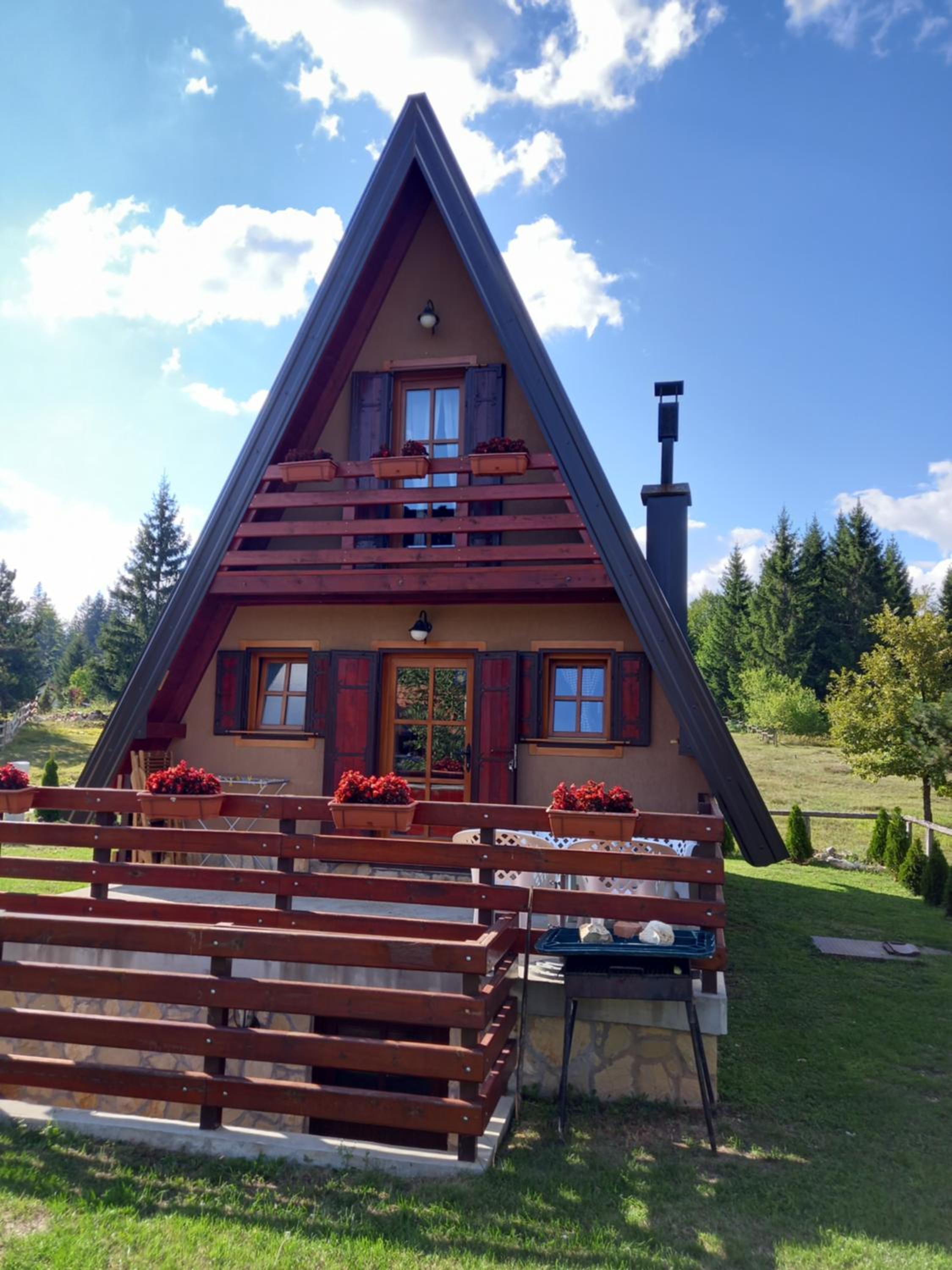 Mountain House Tadić 1 view 4