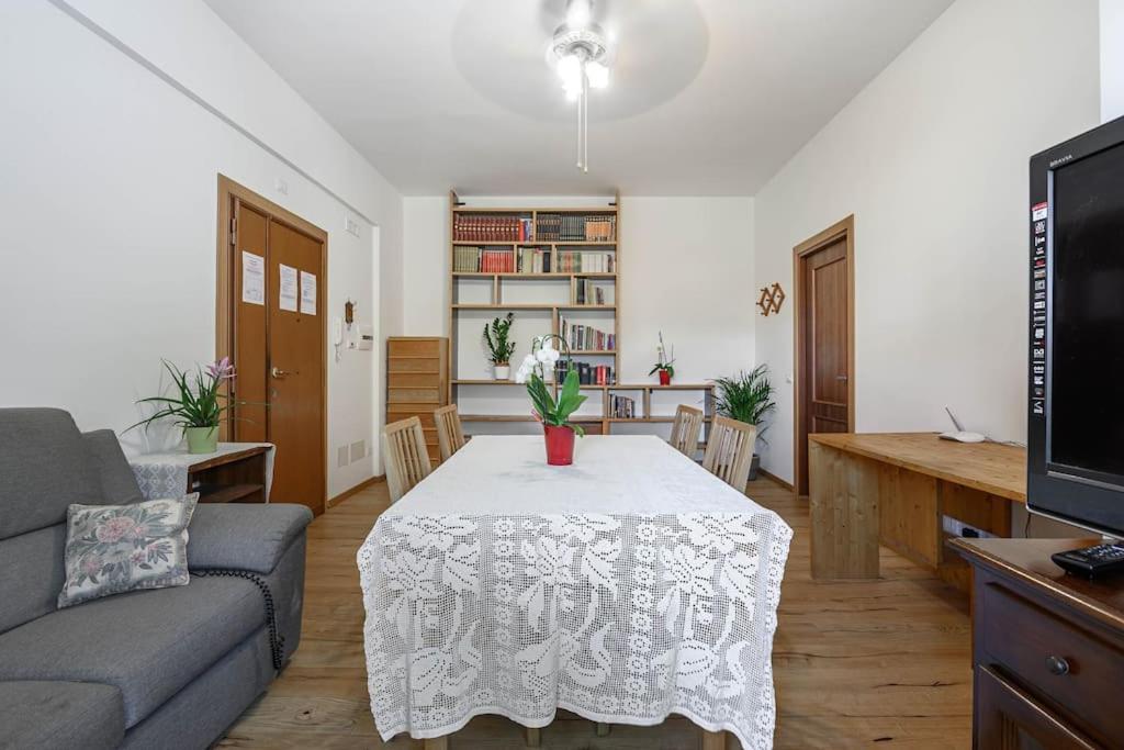 Appartamento con Giardino e Forno a legna