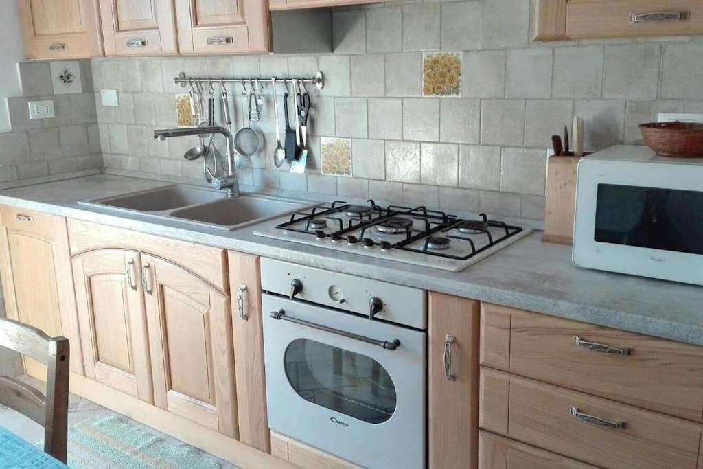 Appartamento con Giardino e Forno a legna