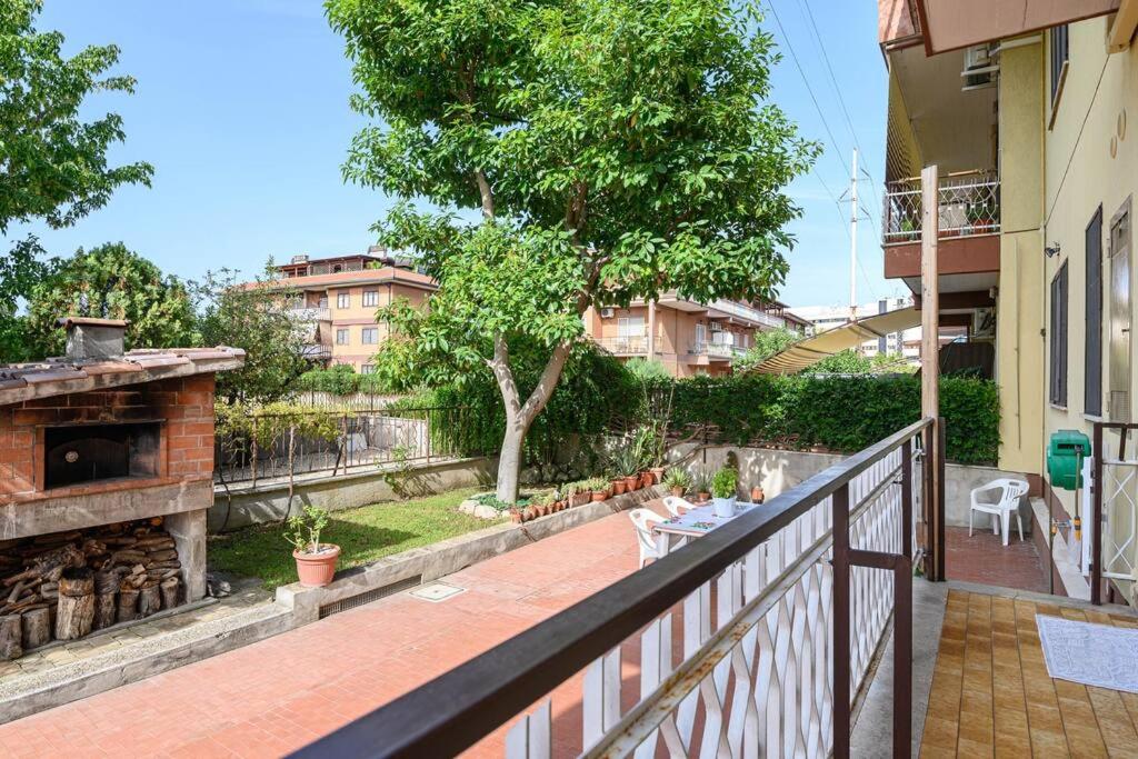 Appartamento con Giardino e Forno a legna