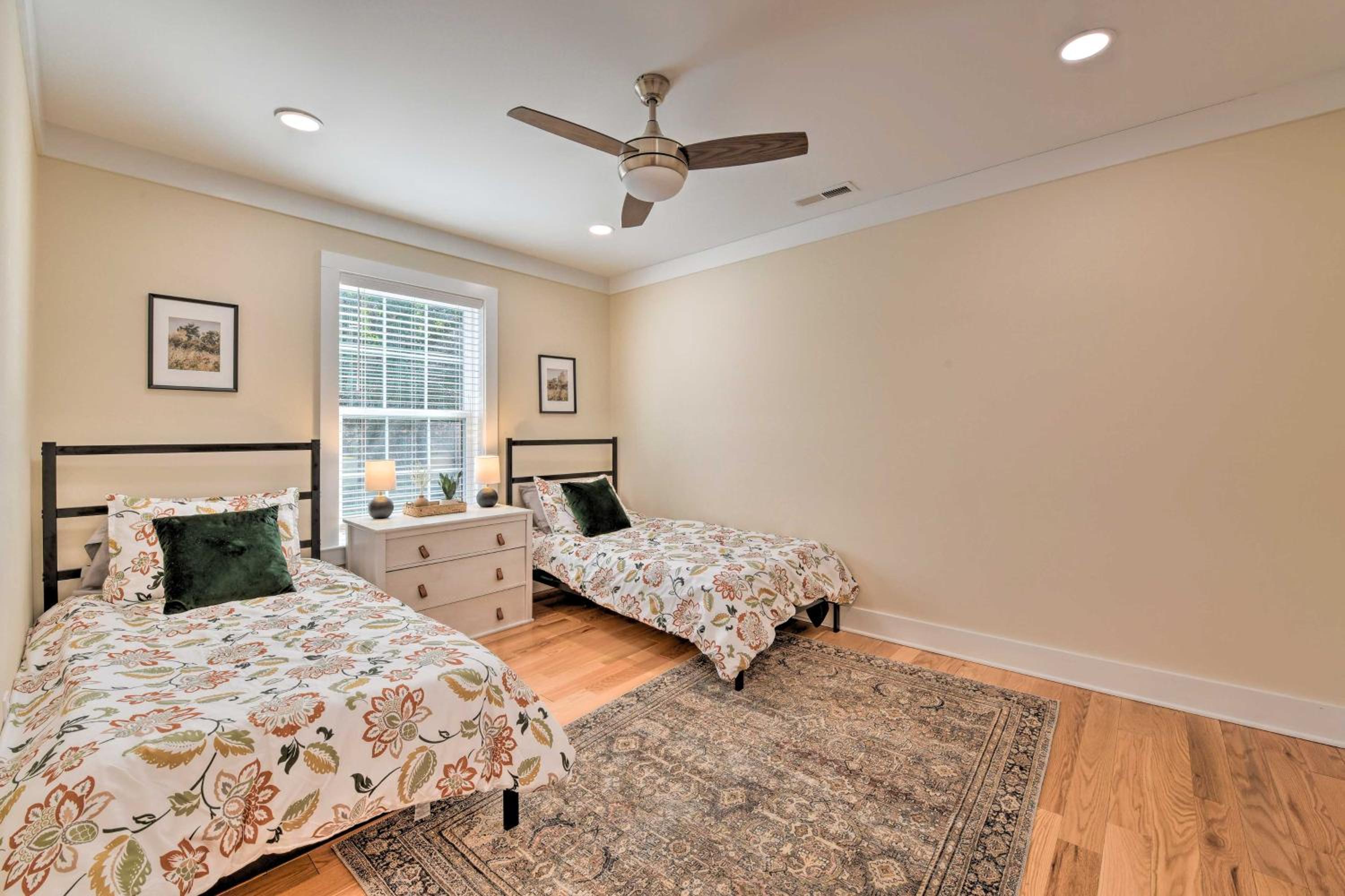 New Country House with Stylish Modern Amenities view 5