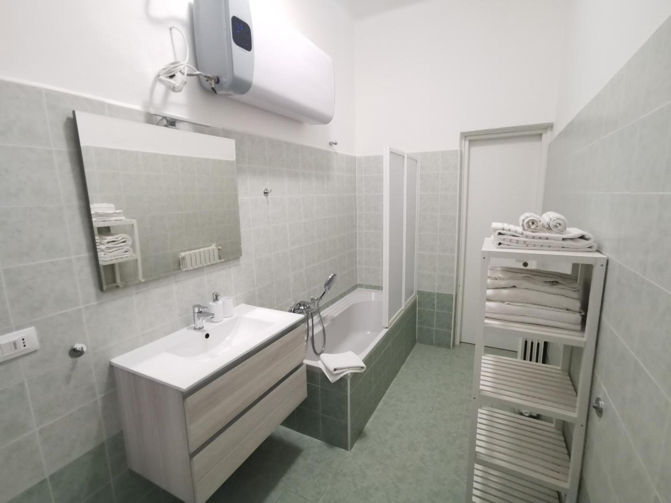 GIALLA Ridi Che Ti Passa photo 3