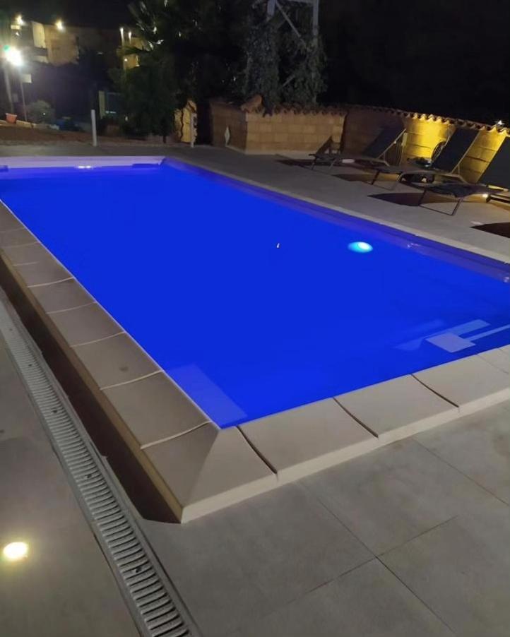 Villa Lory