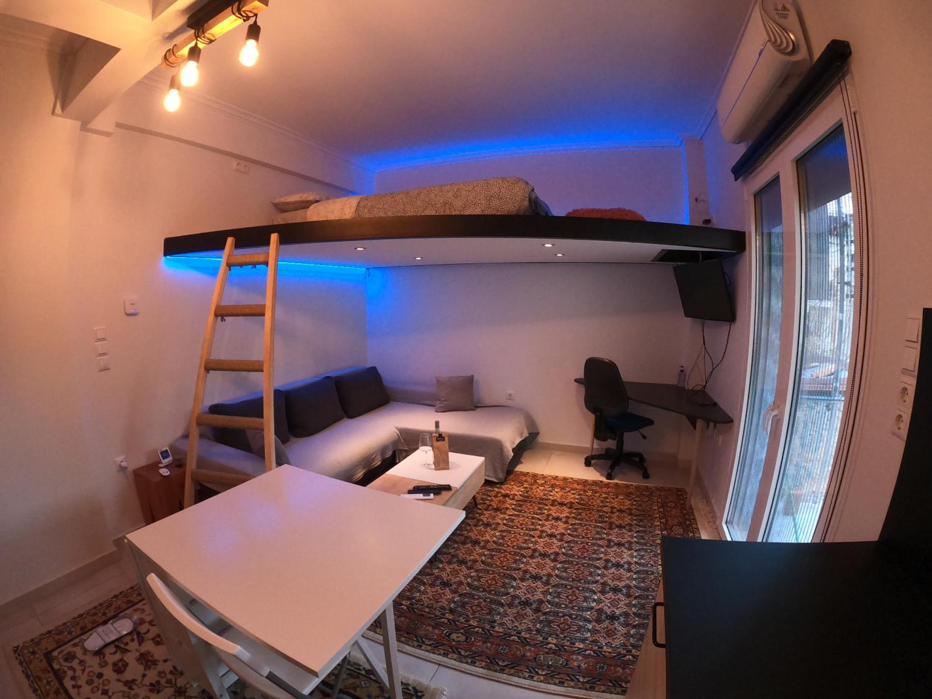 Luxury Little Loft Heaven photo 5