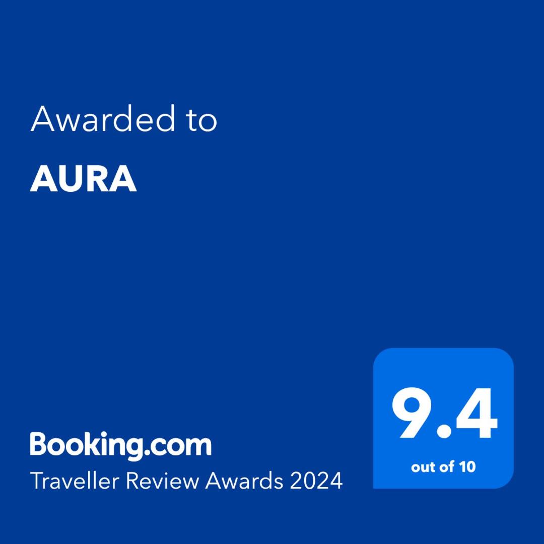 AURA