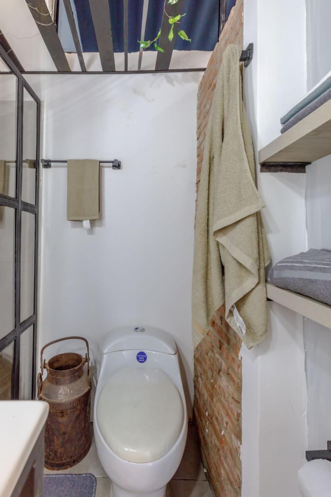 Apartamento rústico industrial , enfrente de hotel prado
