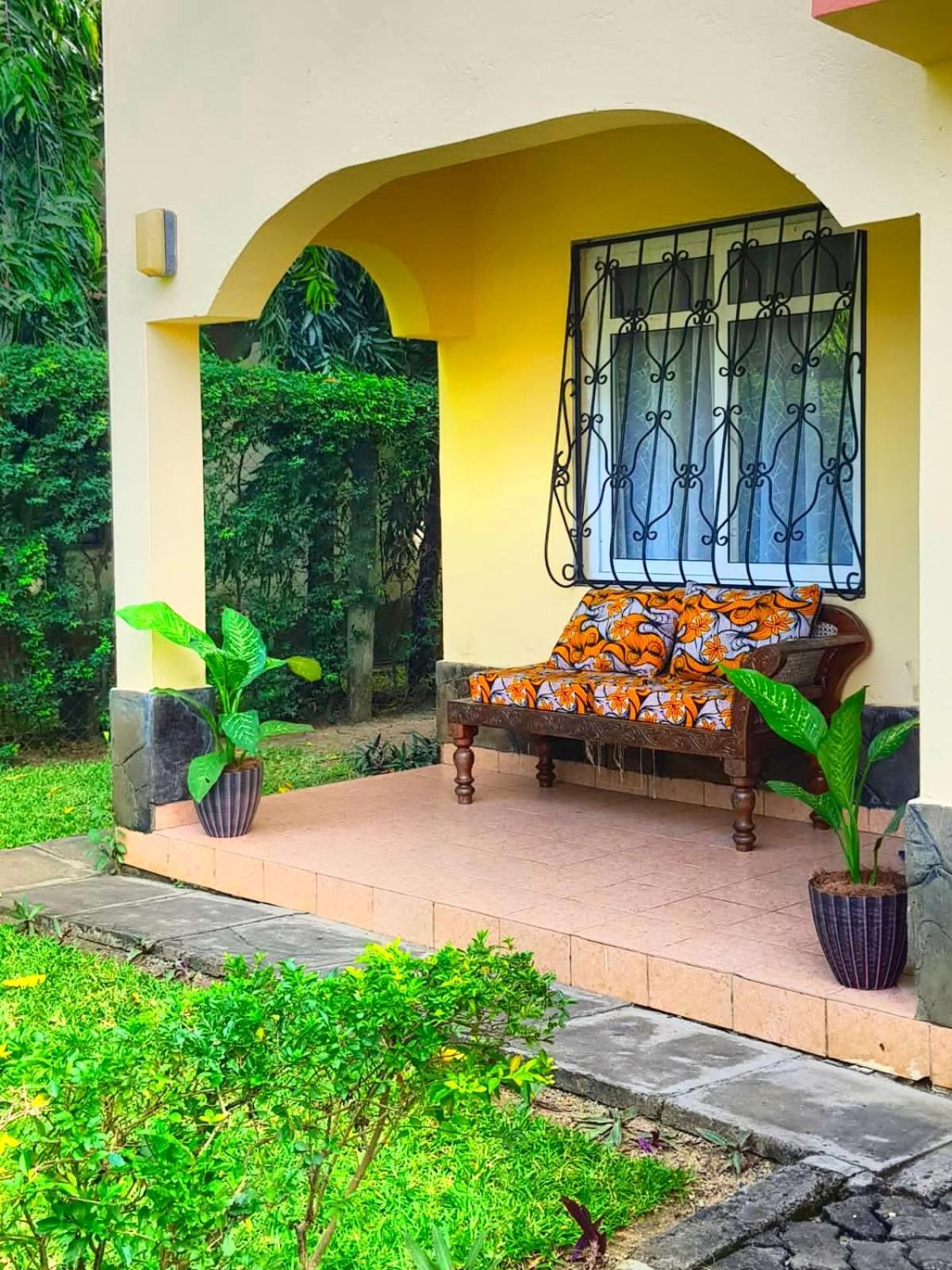 Fully Furnished 3-Bedroom Holiday Villa at Bandari Villas view 4