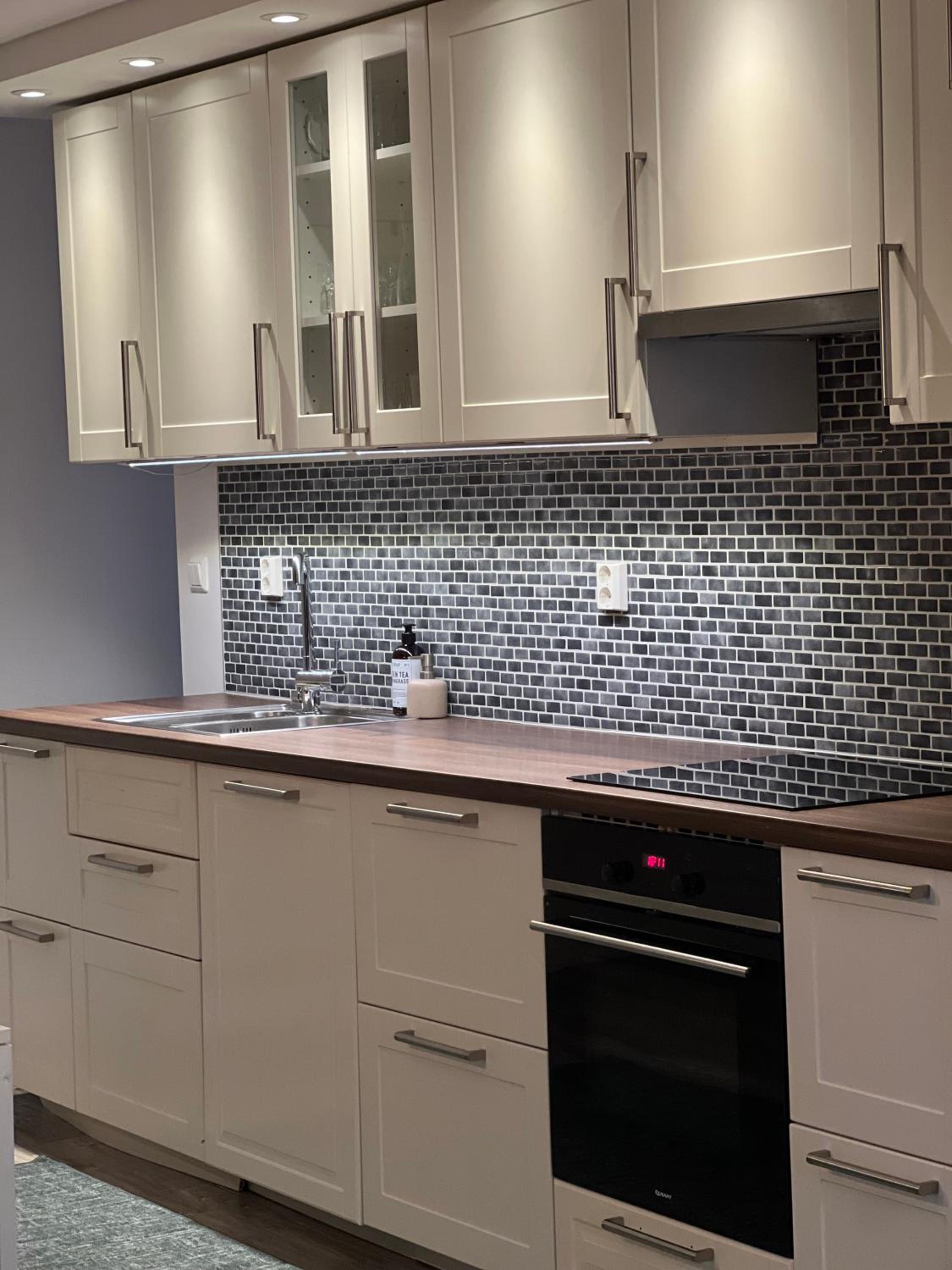 Spacious and Beautiful Apartment in Bergen with free parking view 3