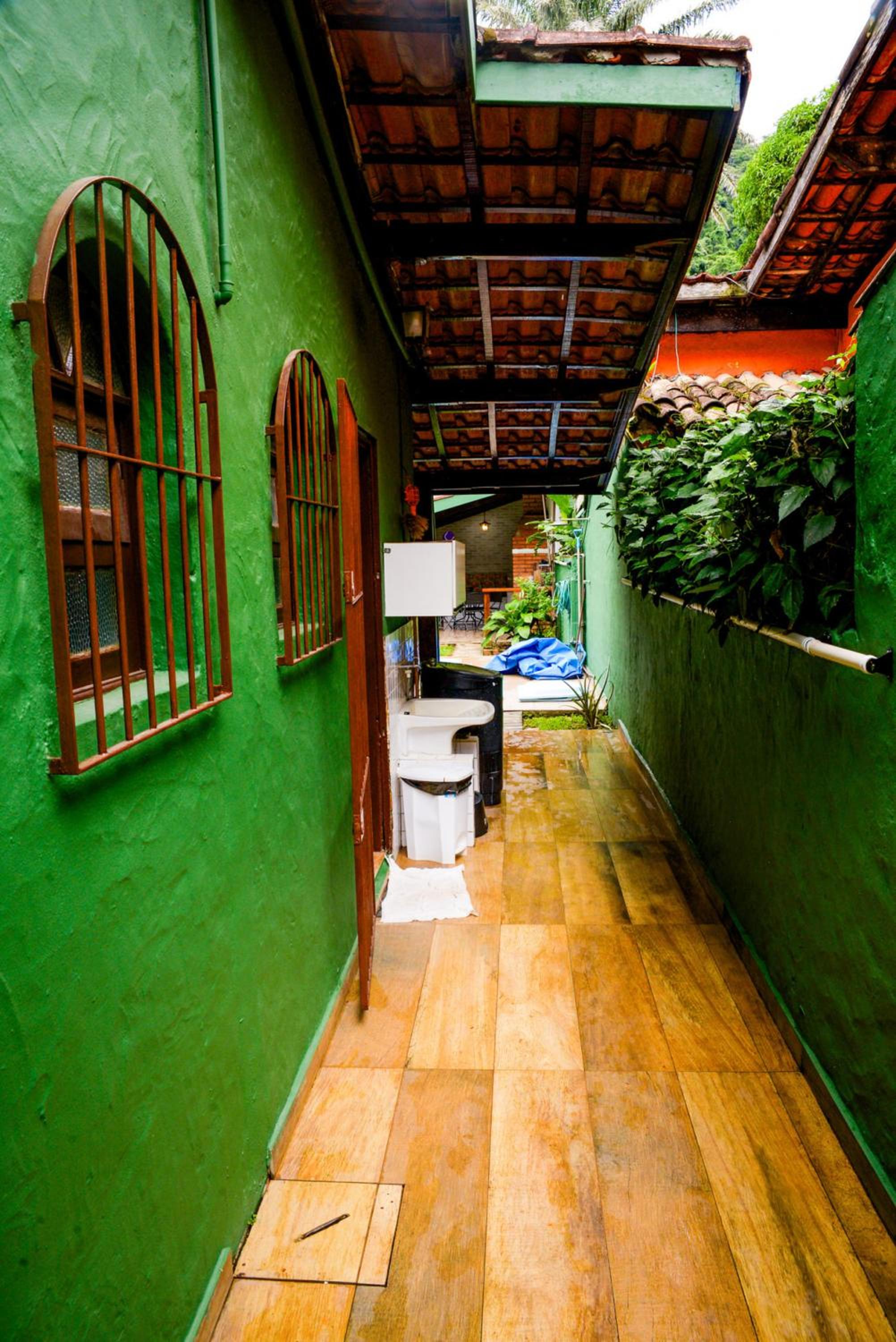 Casa Completa c Piscina e 500m da Praia -3 Quartos