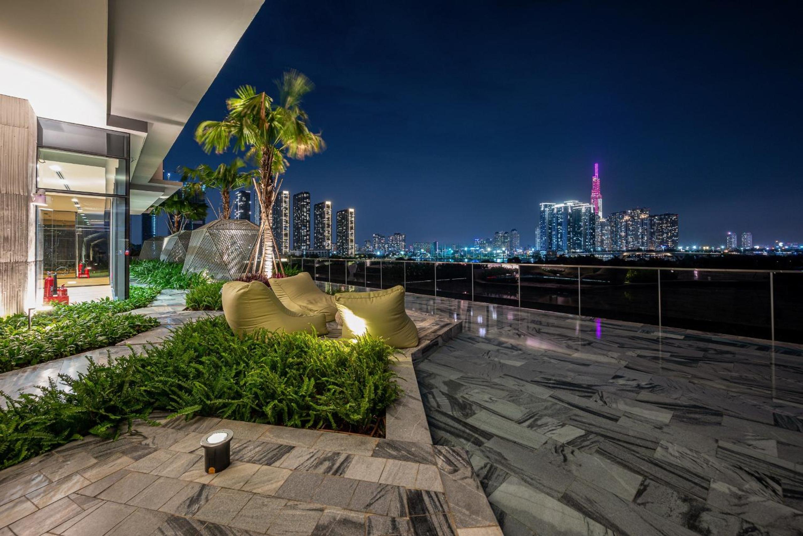 Metropole Saigon Suites