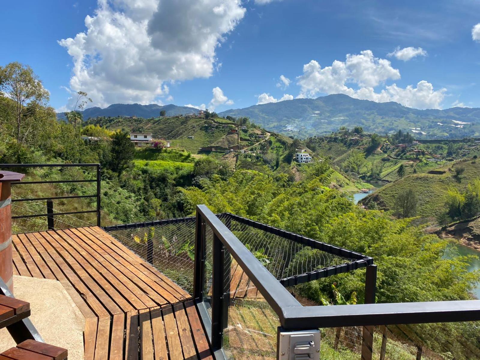 FINCAS GUATAPE