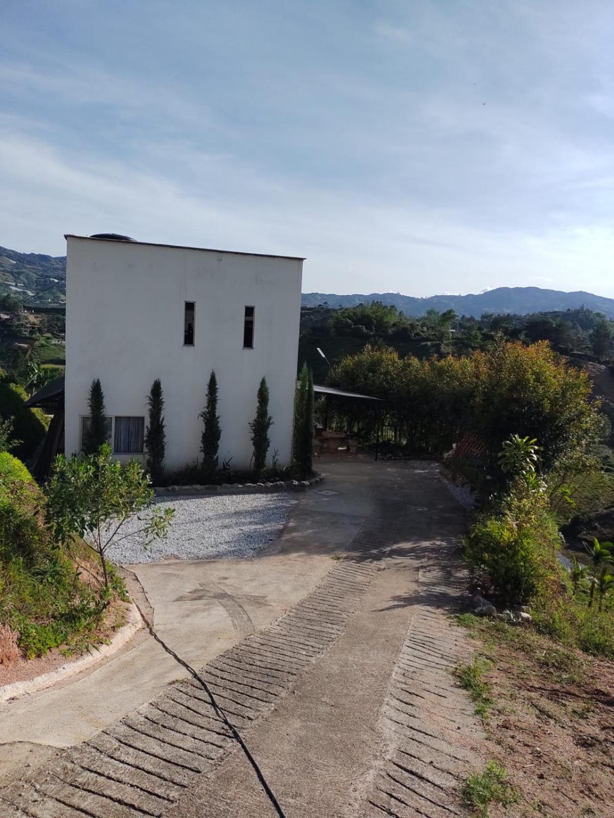 FINCAS GUATAPE