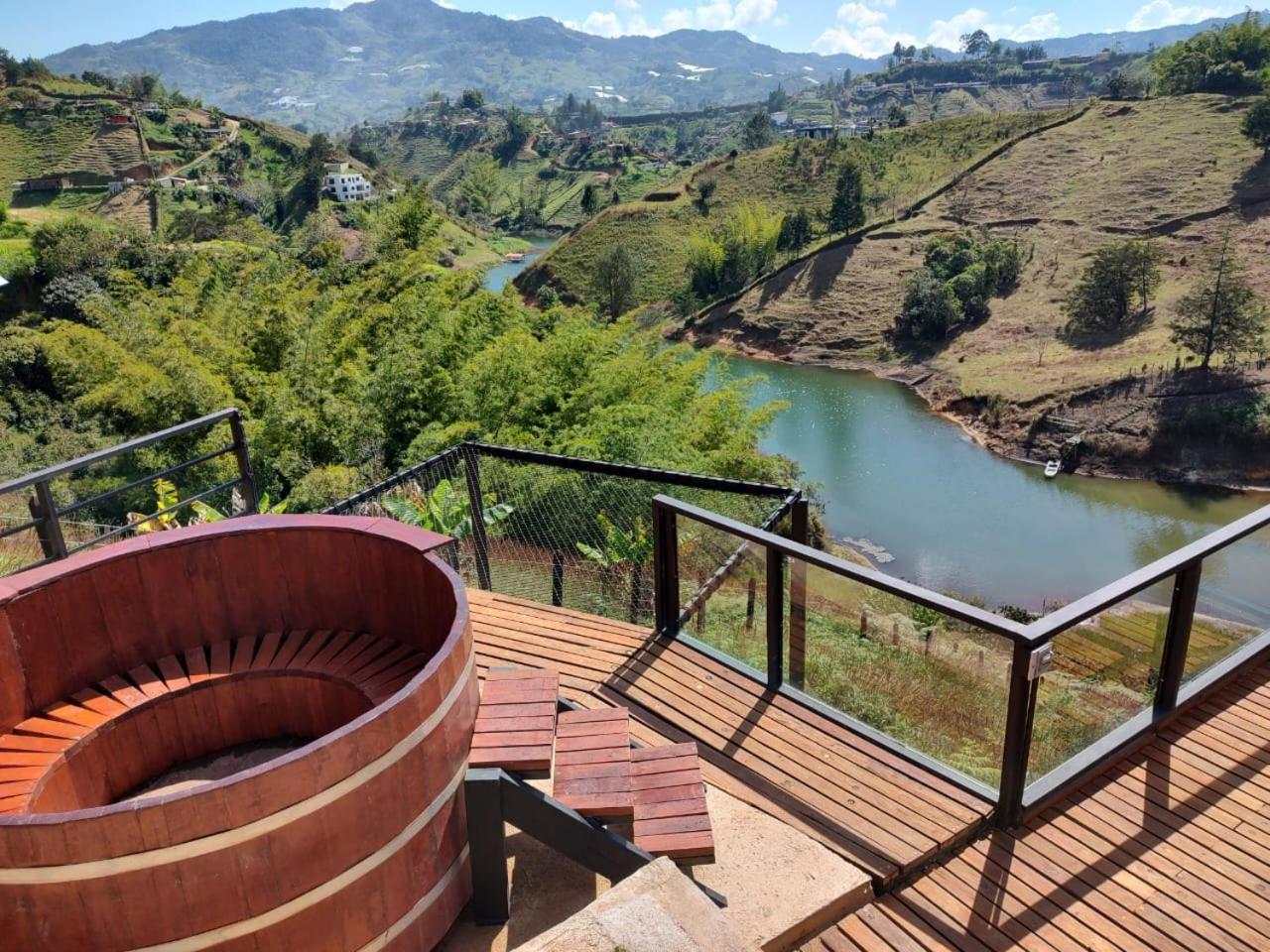 FINCAS GUATAPE