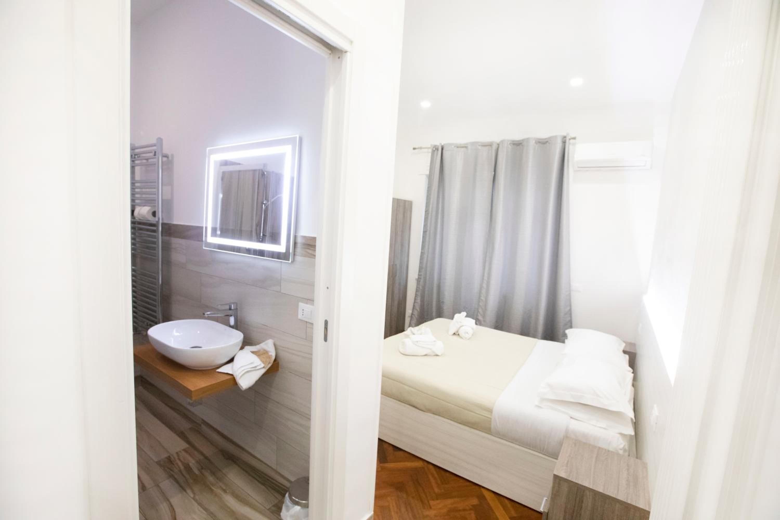 Hall inn B&B in Naples