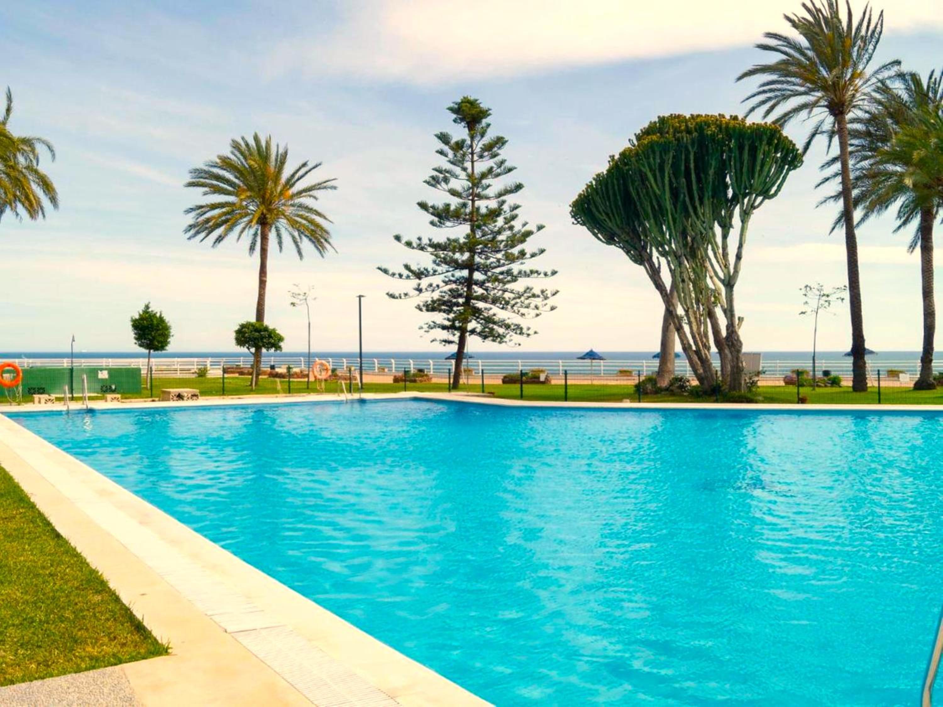 SANTA CLARA Modern & Exclusive Seafront Apartment