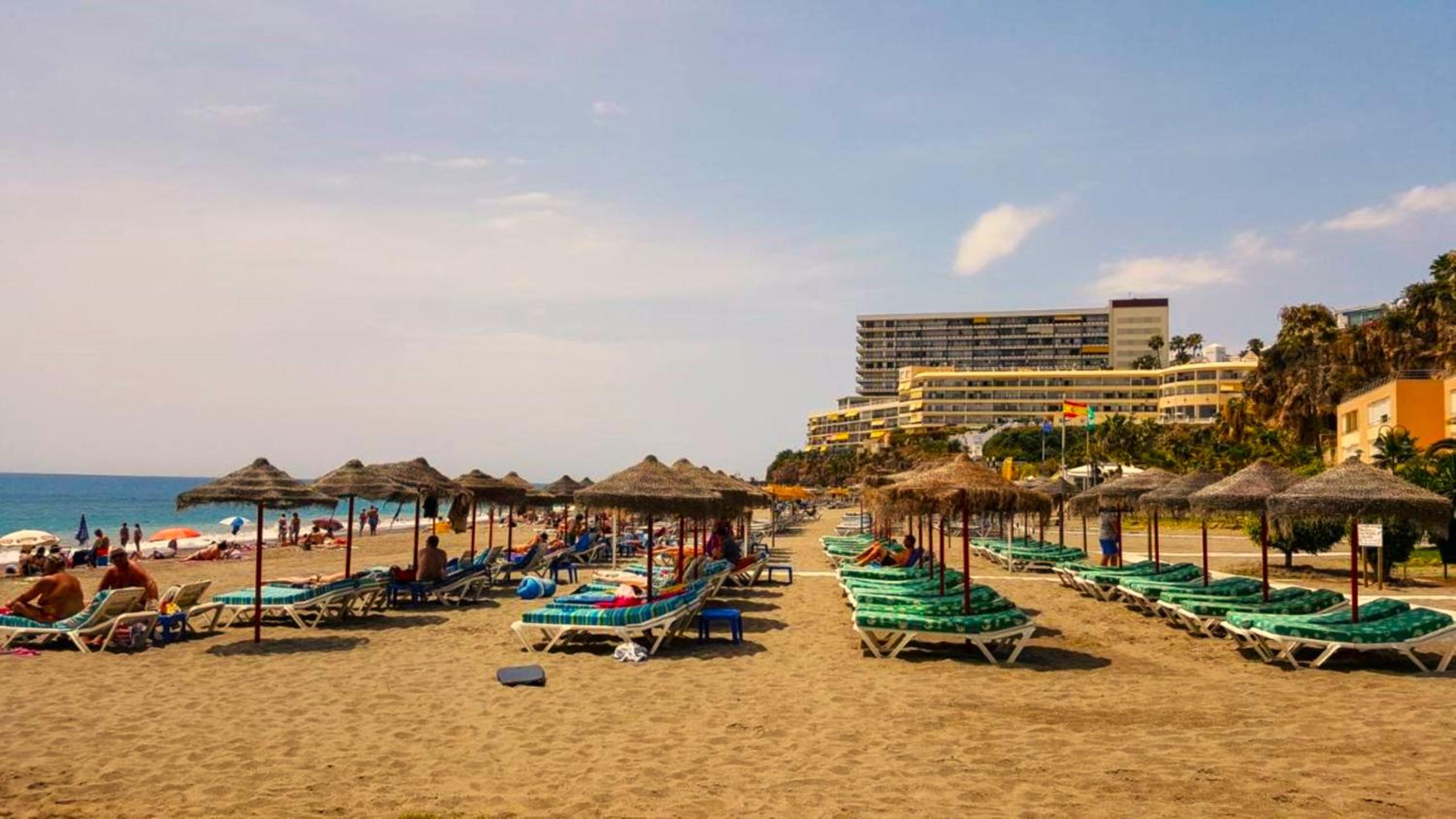 SANTA CLARA Modern & Exclusive Seafront Apartment