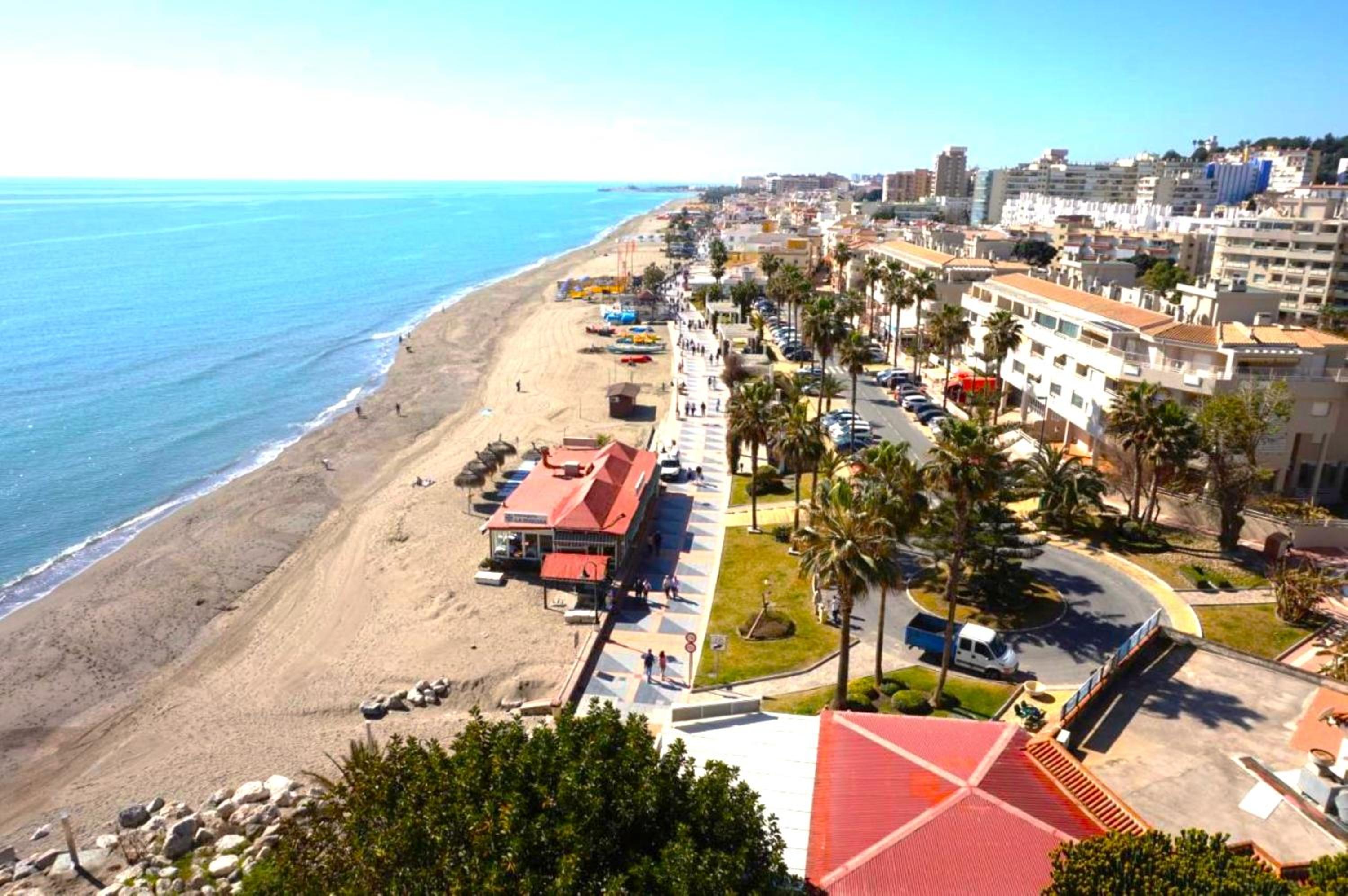 SANTA CLARA Modern & Exclusive Seafront Apartment