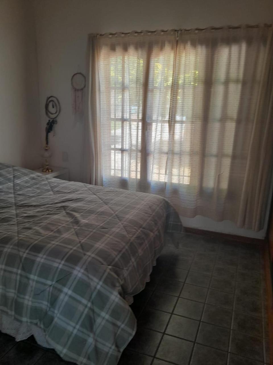 CASITA DE LAS CHACRAS SOBRE EL LAGO