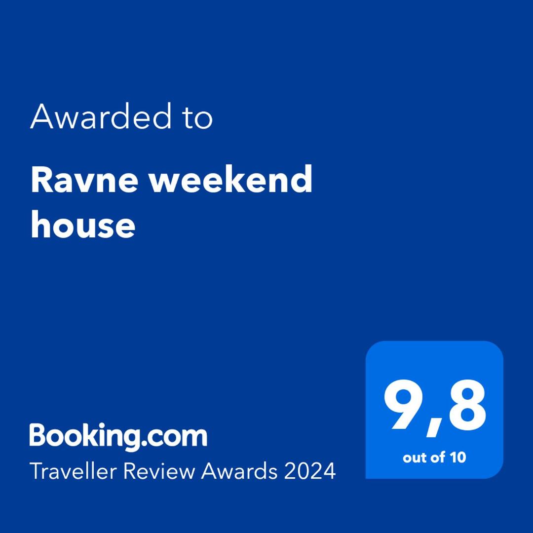 Ravne weekend house
