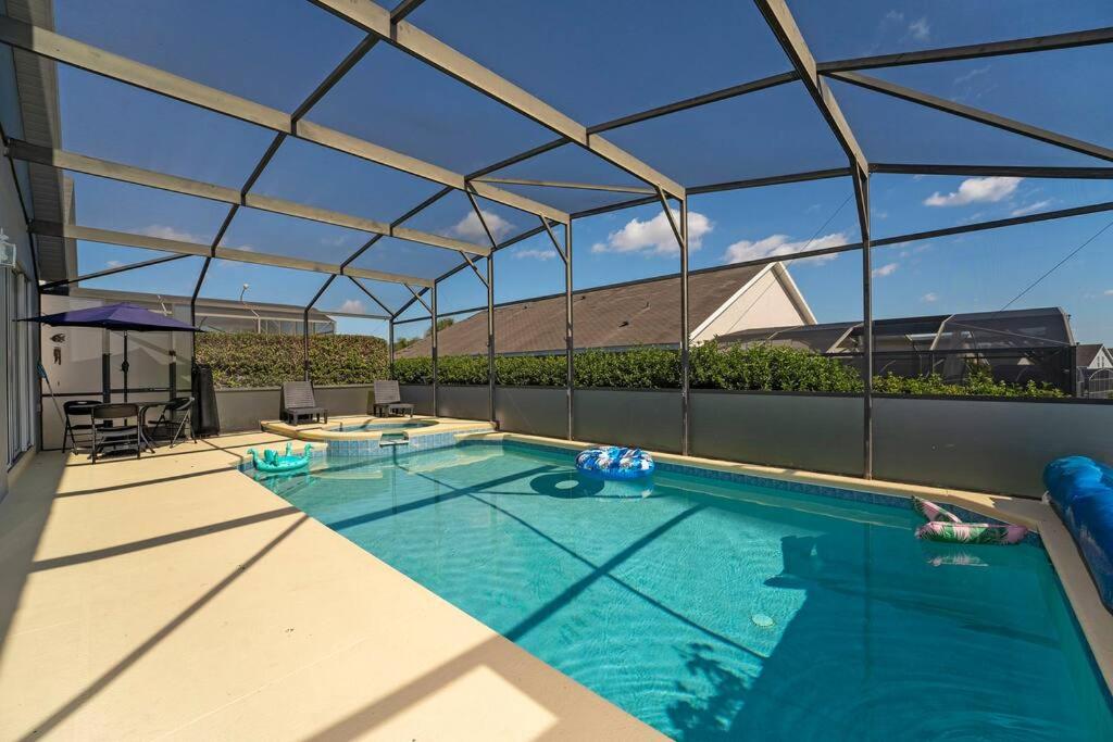 Poolside Orlando Oasis