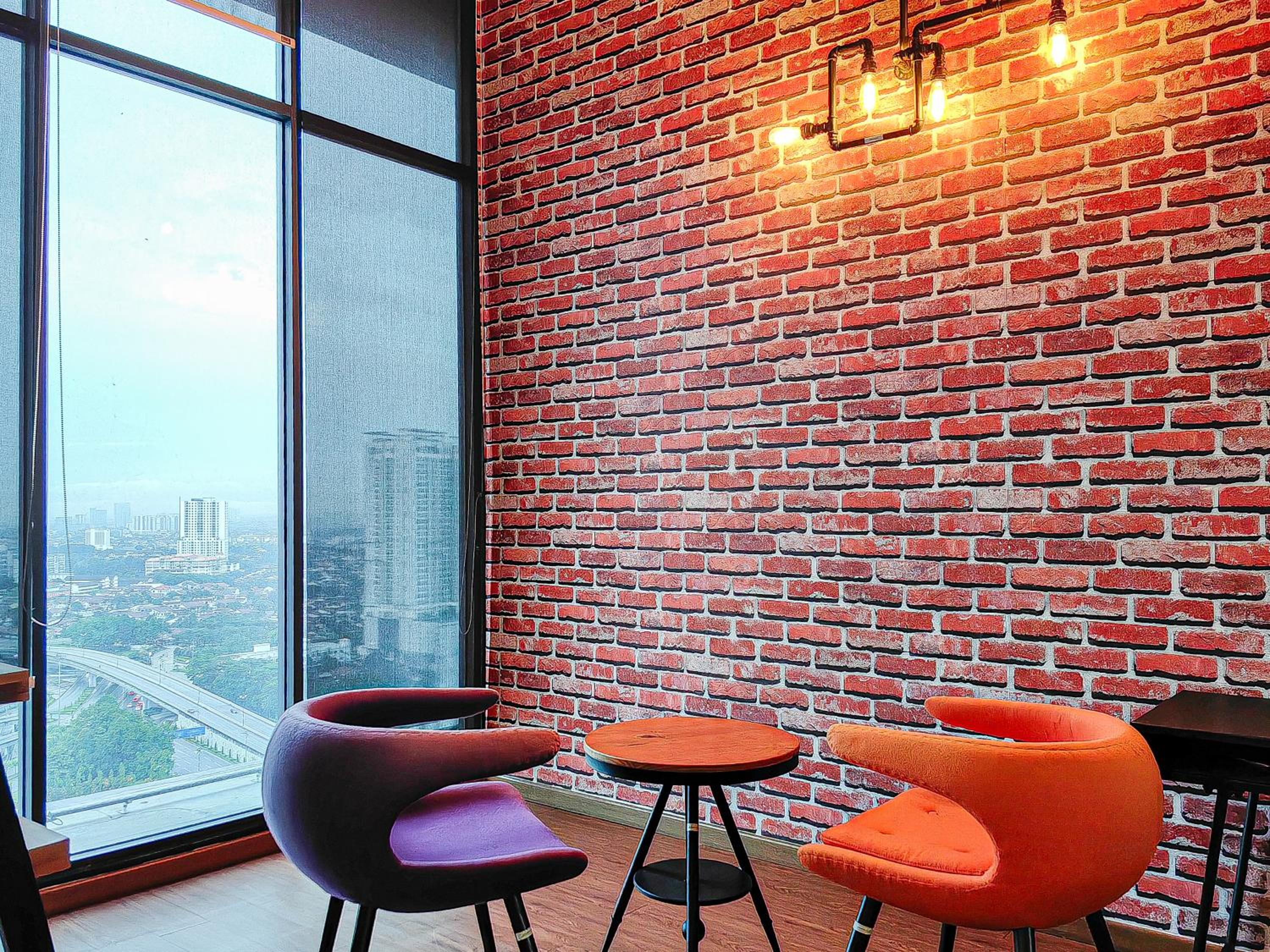 Jacuzzi,Loft,Highest Floor,SG city View,10min to CIQ