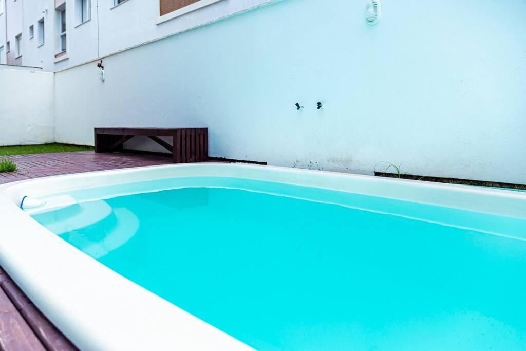 Praia e Piscina em Palmas do Arvoredo