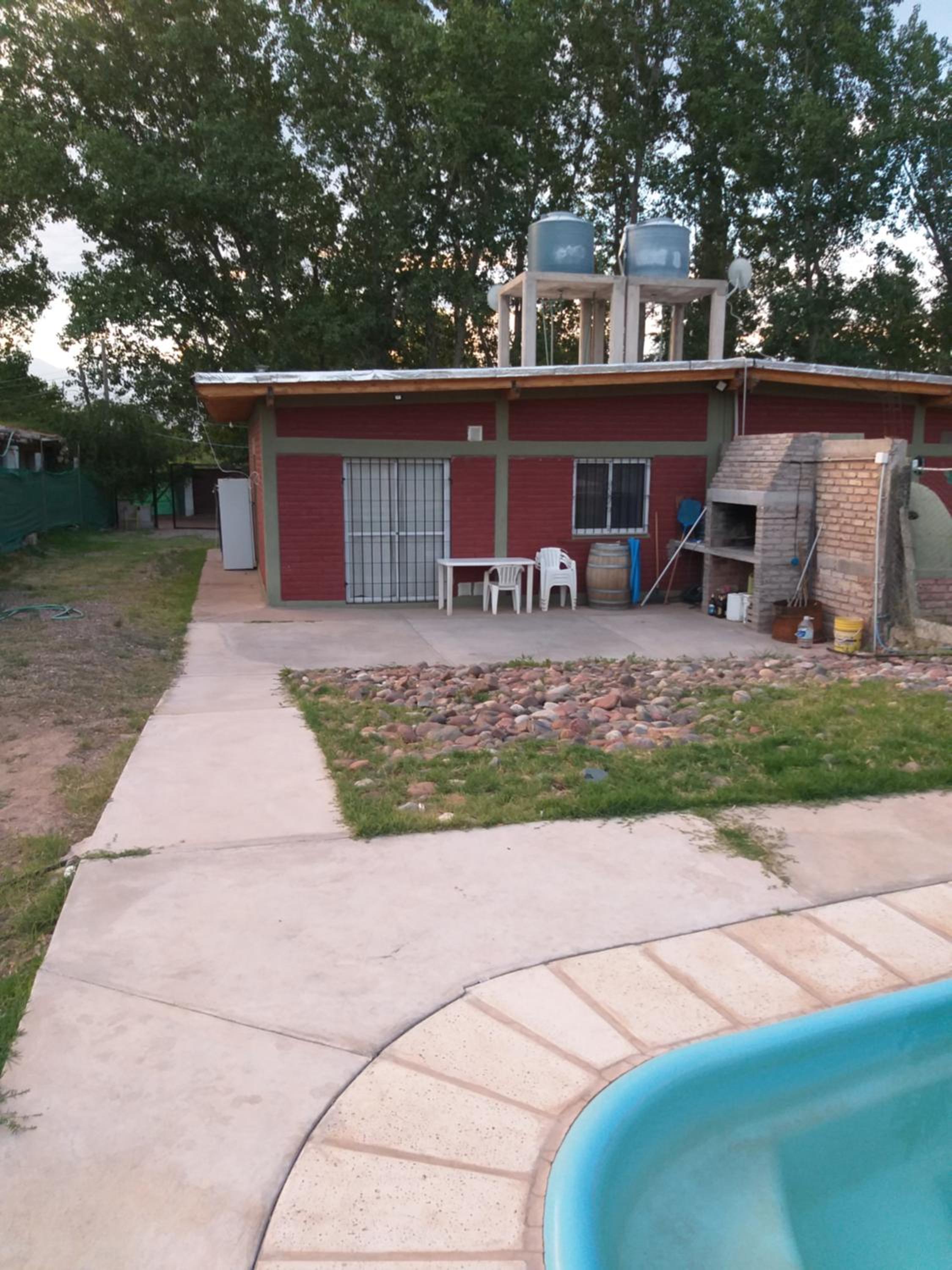 Casa con Pileta Pedriel II