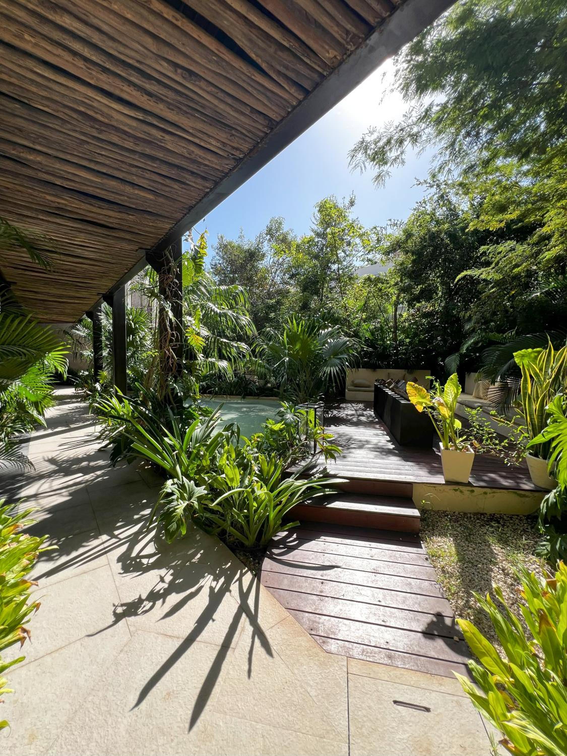 Boho estudio, piscina y terraza privada
